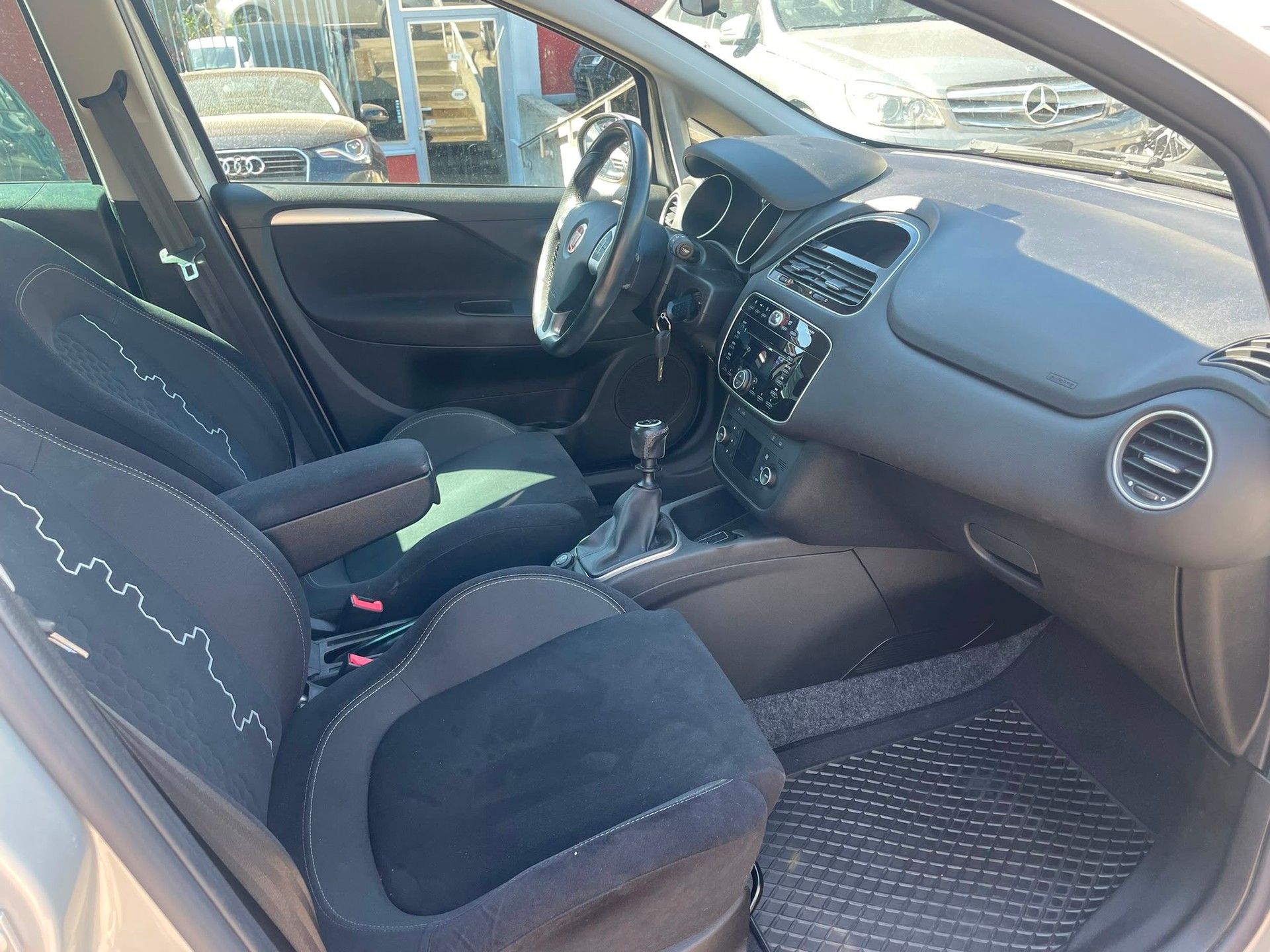 FIAT Punto 1.2 MyStyle-image-5