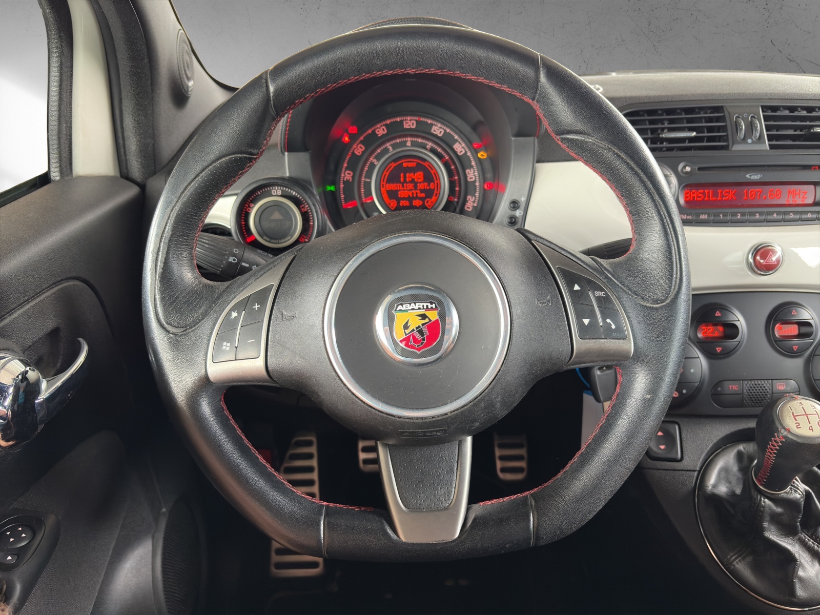 FIAT 500 1.4 16V Turbo Abarth-image-6
