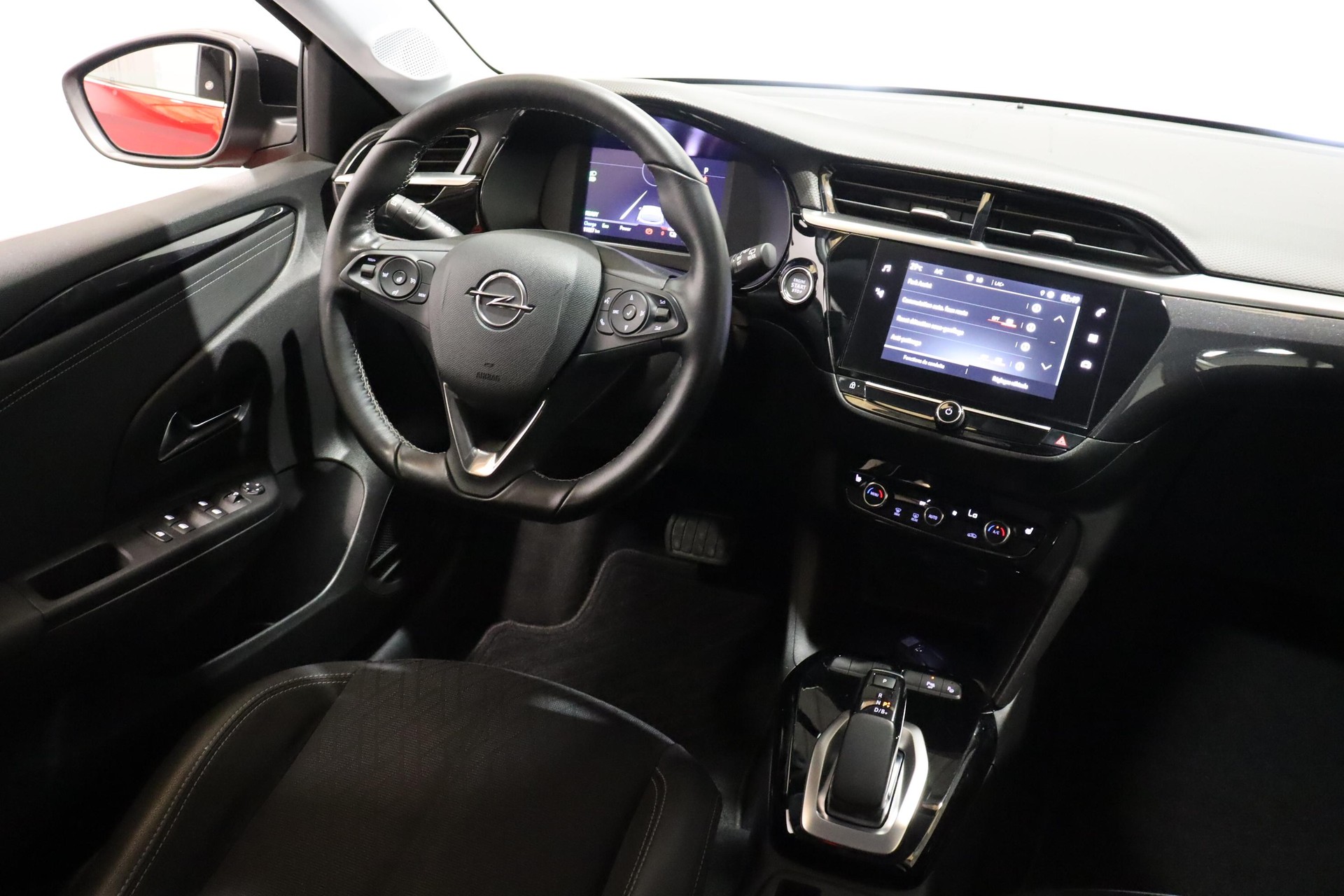 OPEL Corsa-e Elegance-image-9