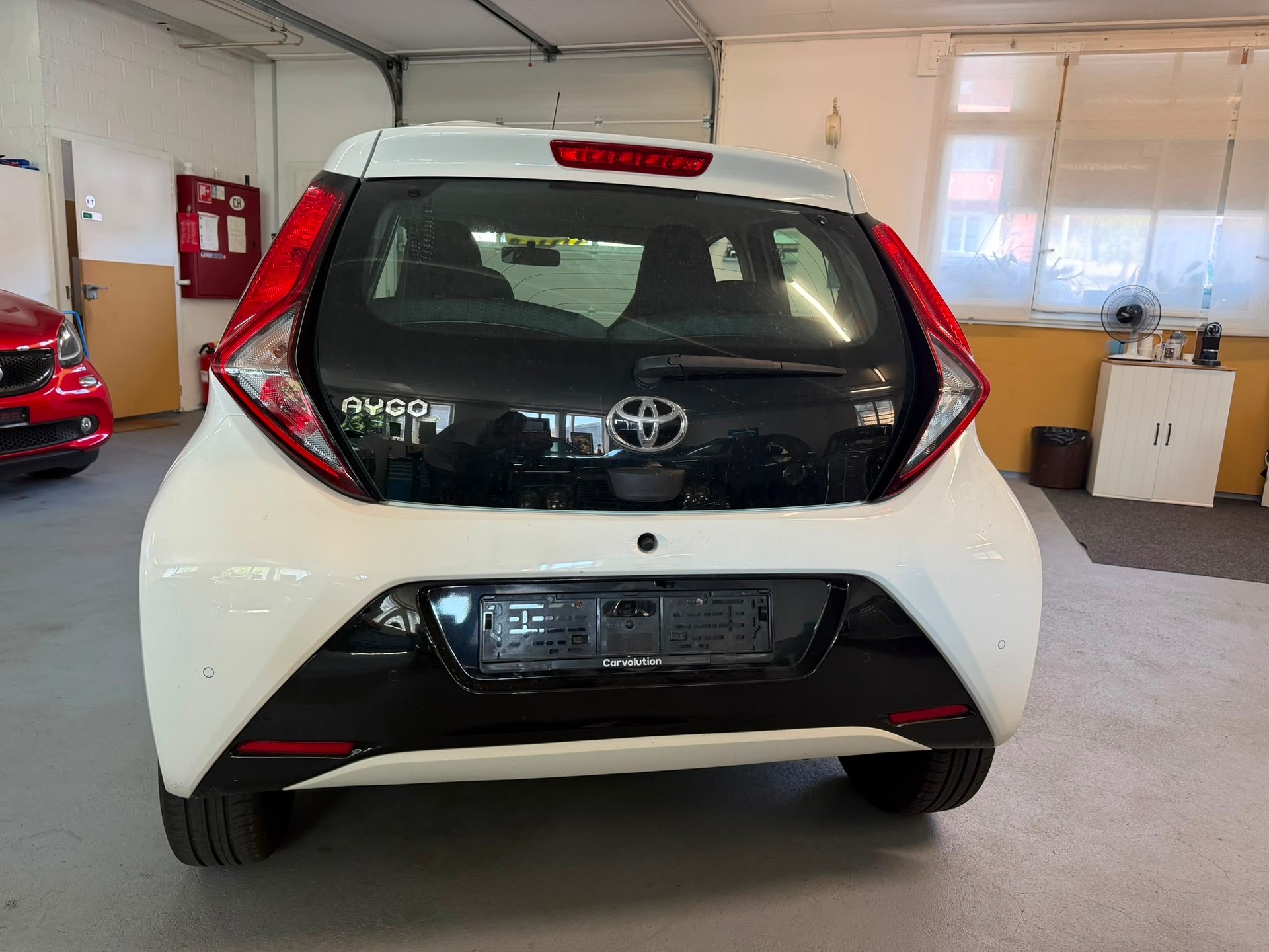 TOYOTA Aygo 1.0 VVT-i x-play-image-4
