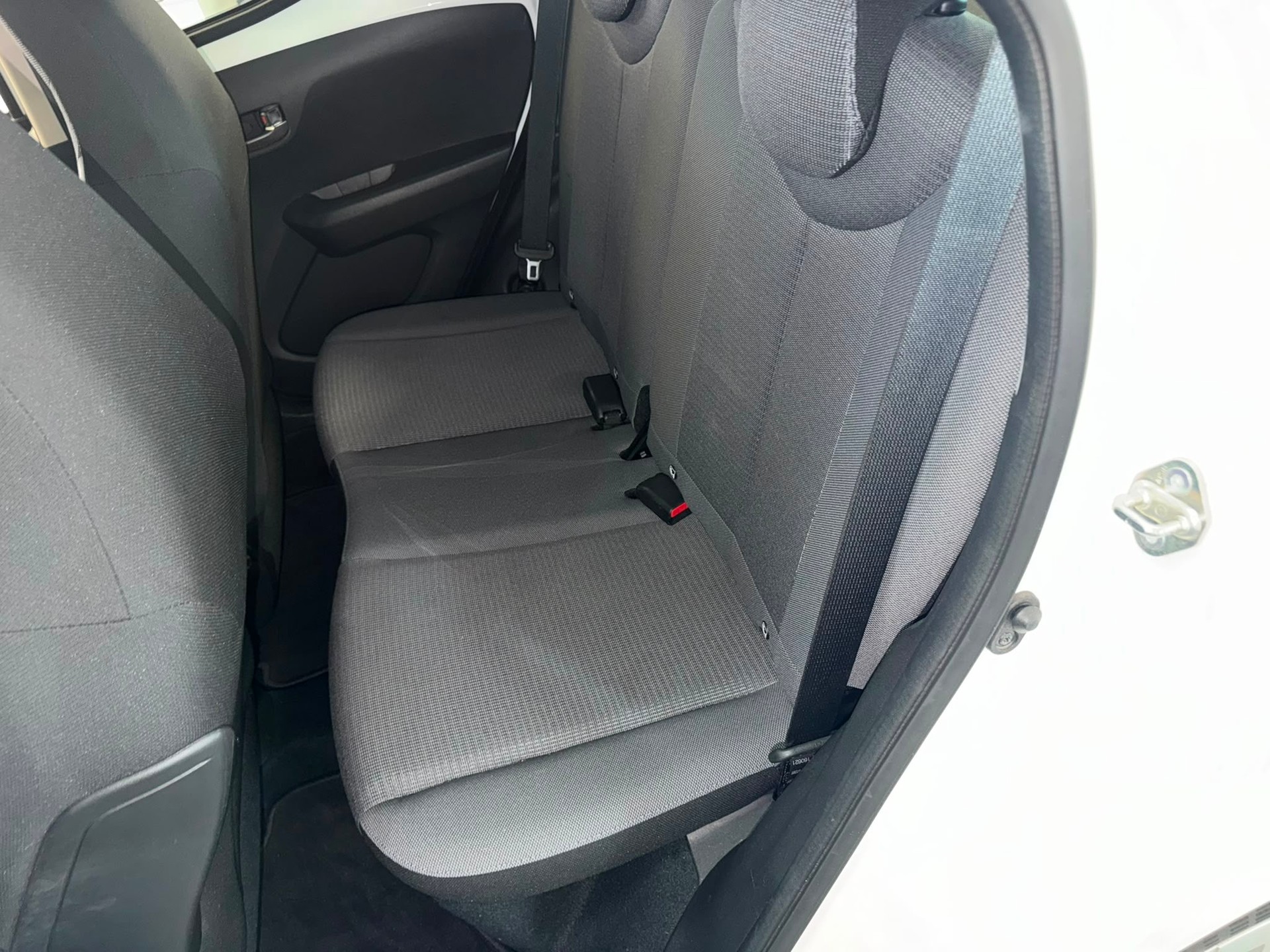TOYOTA Aygo 1.0 VVT-i x-play-image-15