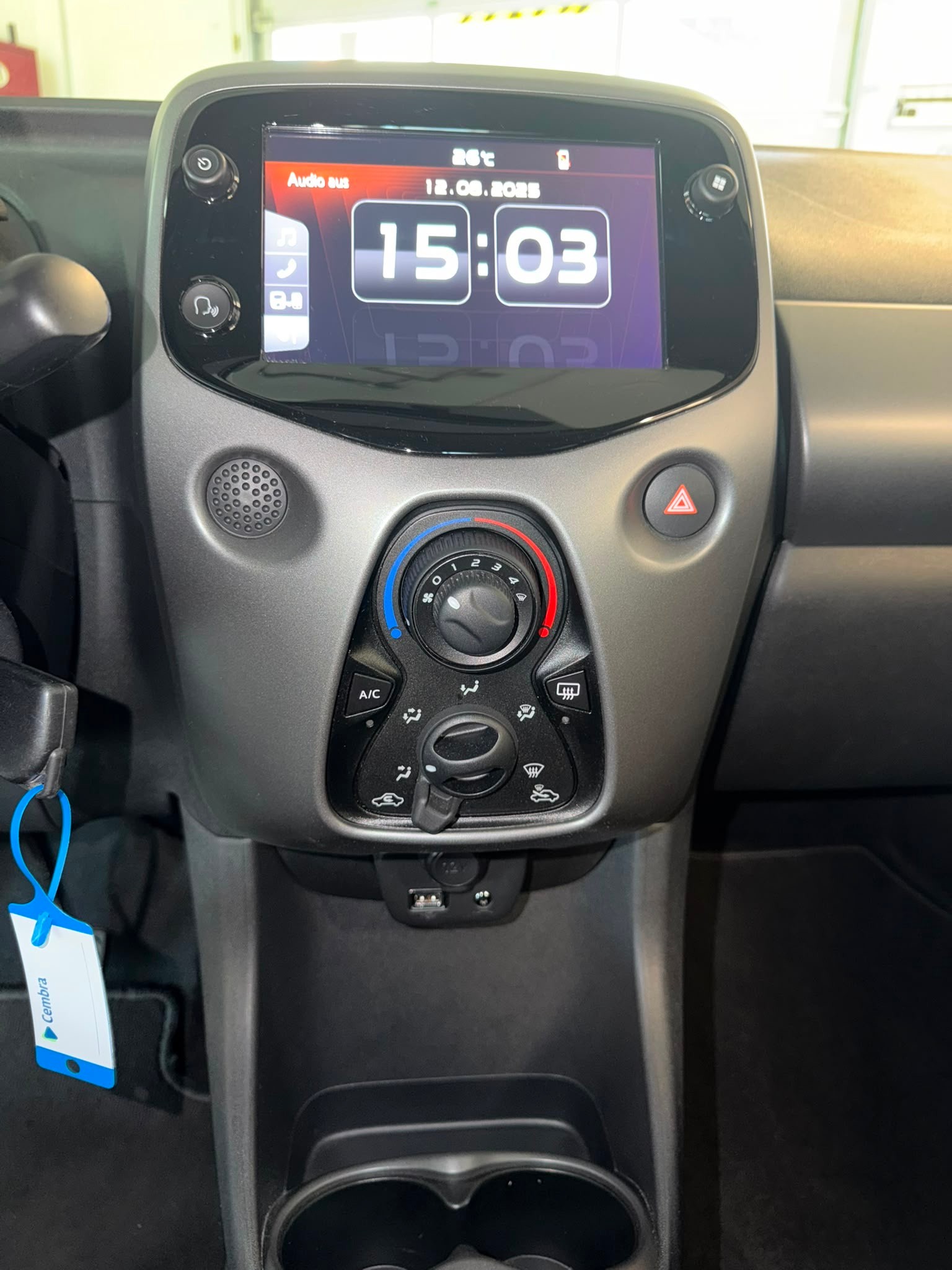 TOYOTA Aygo 1.0 VVT-i x-play-image-14