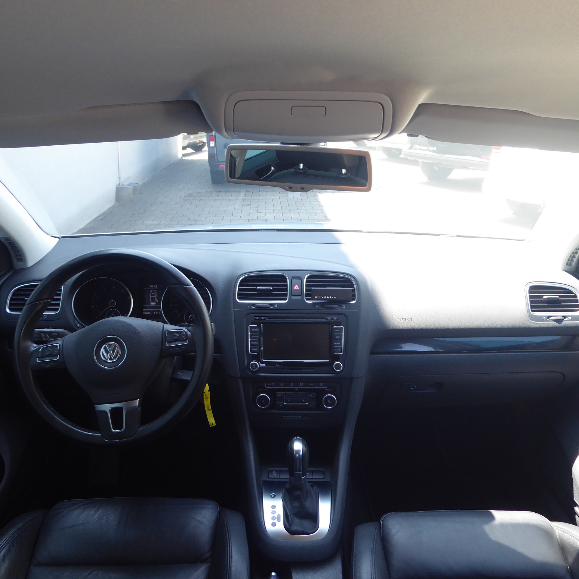 VW Golf 1.4 TSI Highline DSG-image-9