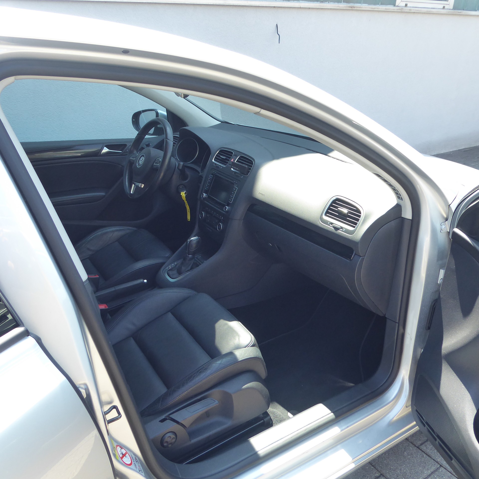 VW Golf 1.4 TSI Highline DSG-image-8