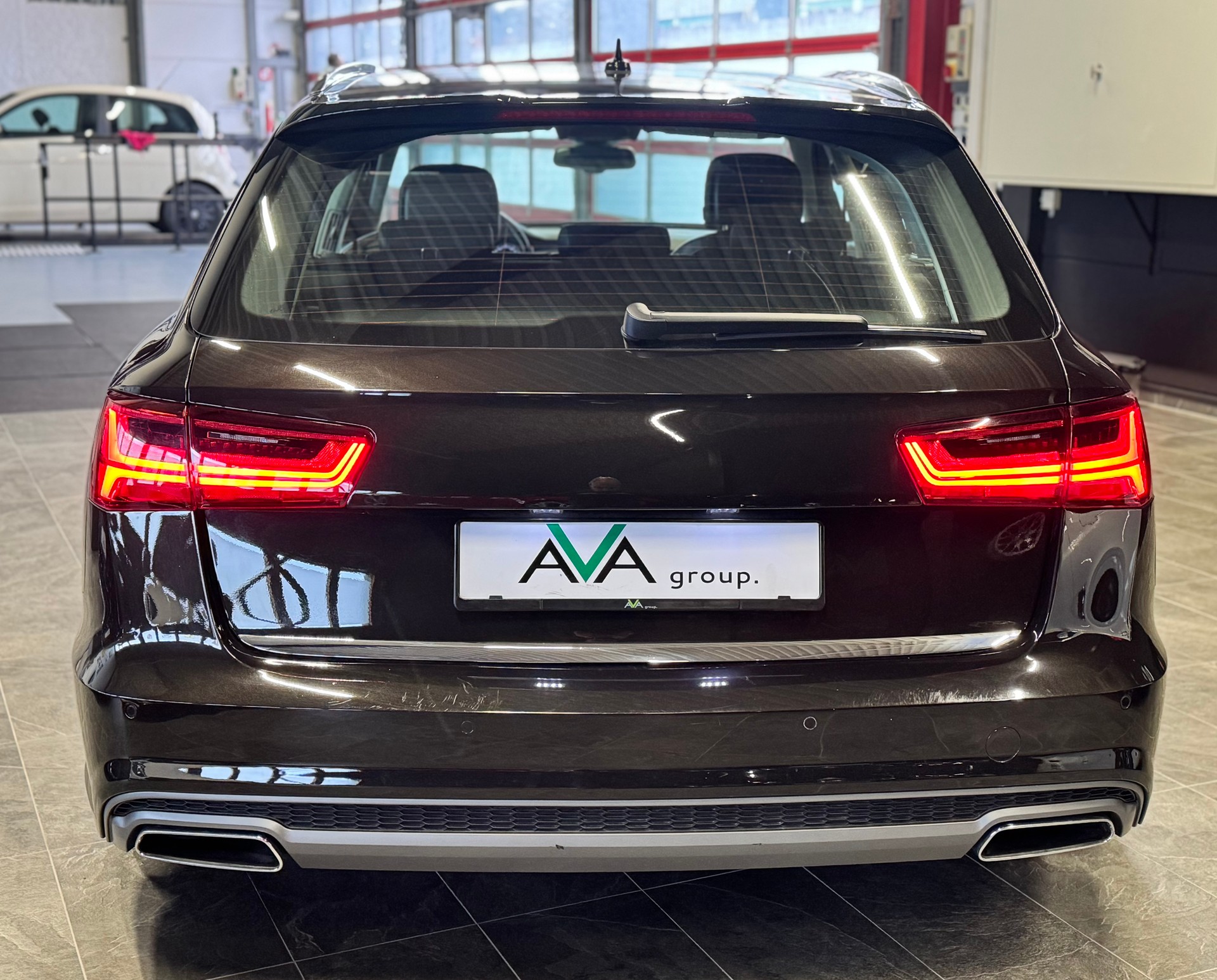 AUDI A6 Avant 2.0 TDI S-tronic *S-LINE EXT*-image-5