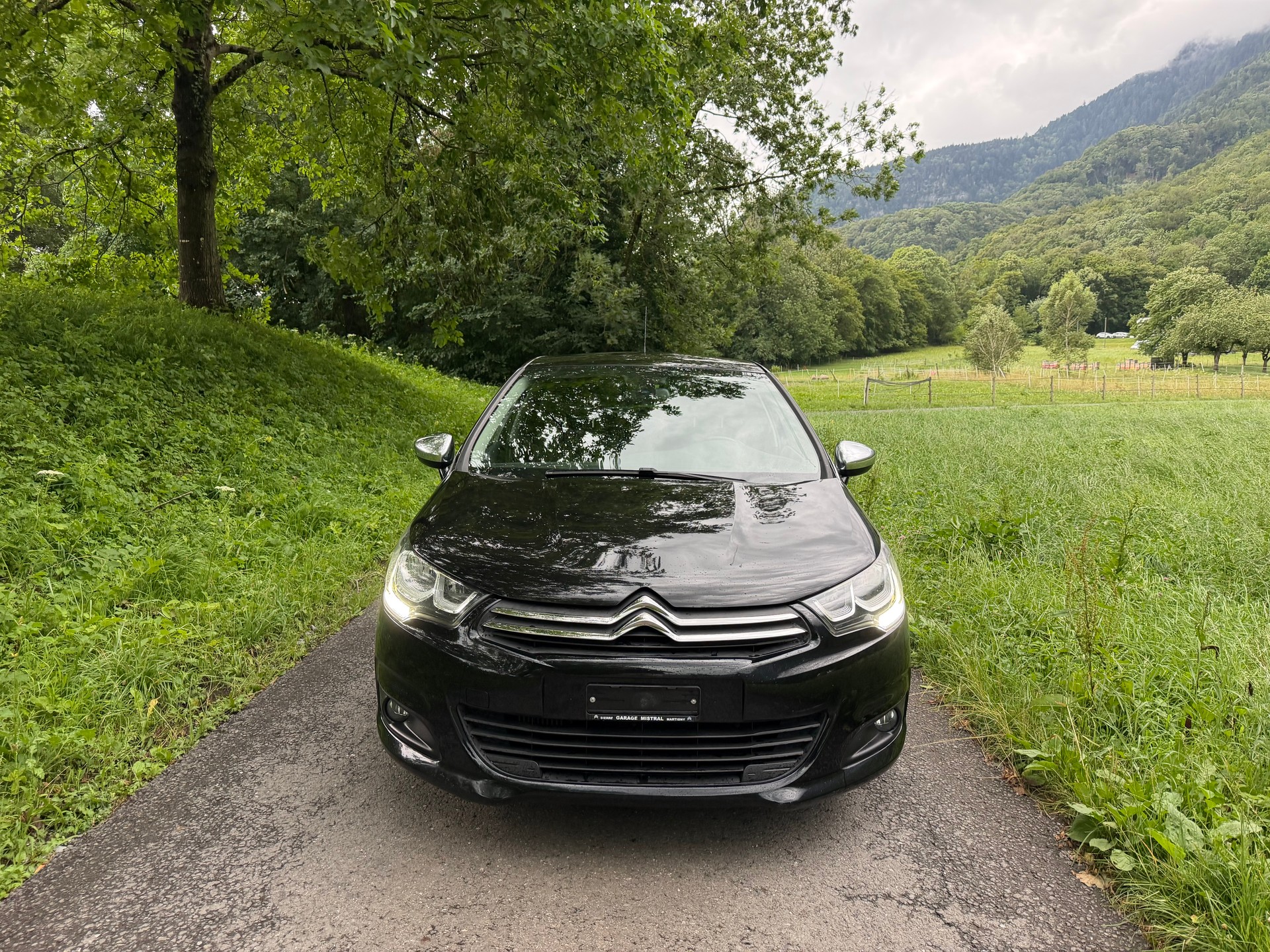 CITROEN C4 Berline 1.2 THP Black Top-image-1
