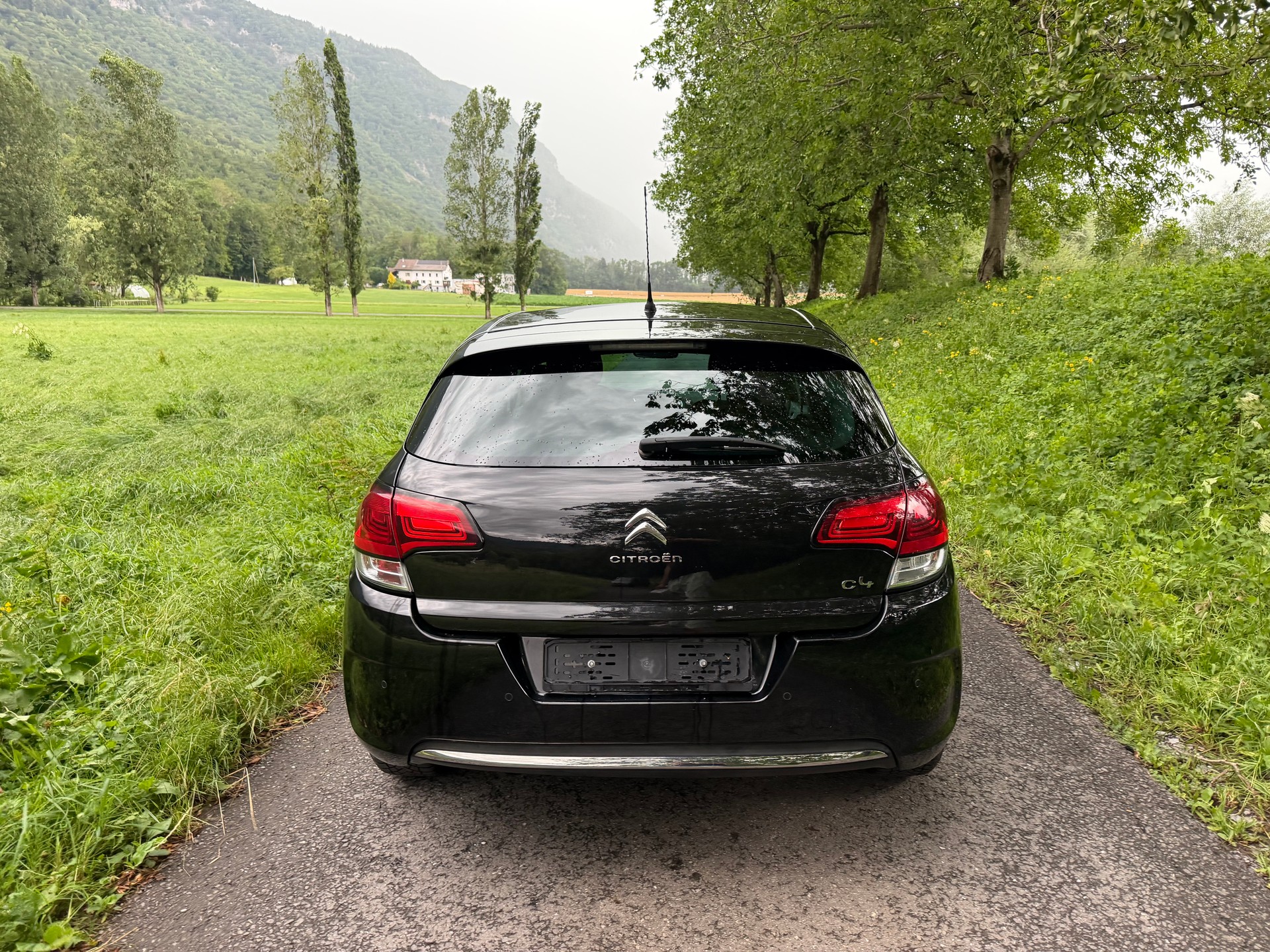 CITROEN C4 Berline 1.2 THP Black Top-image-4