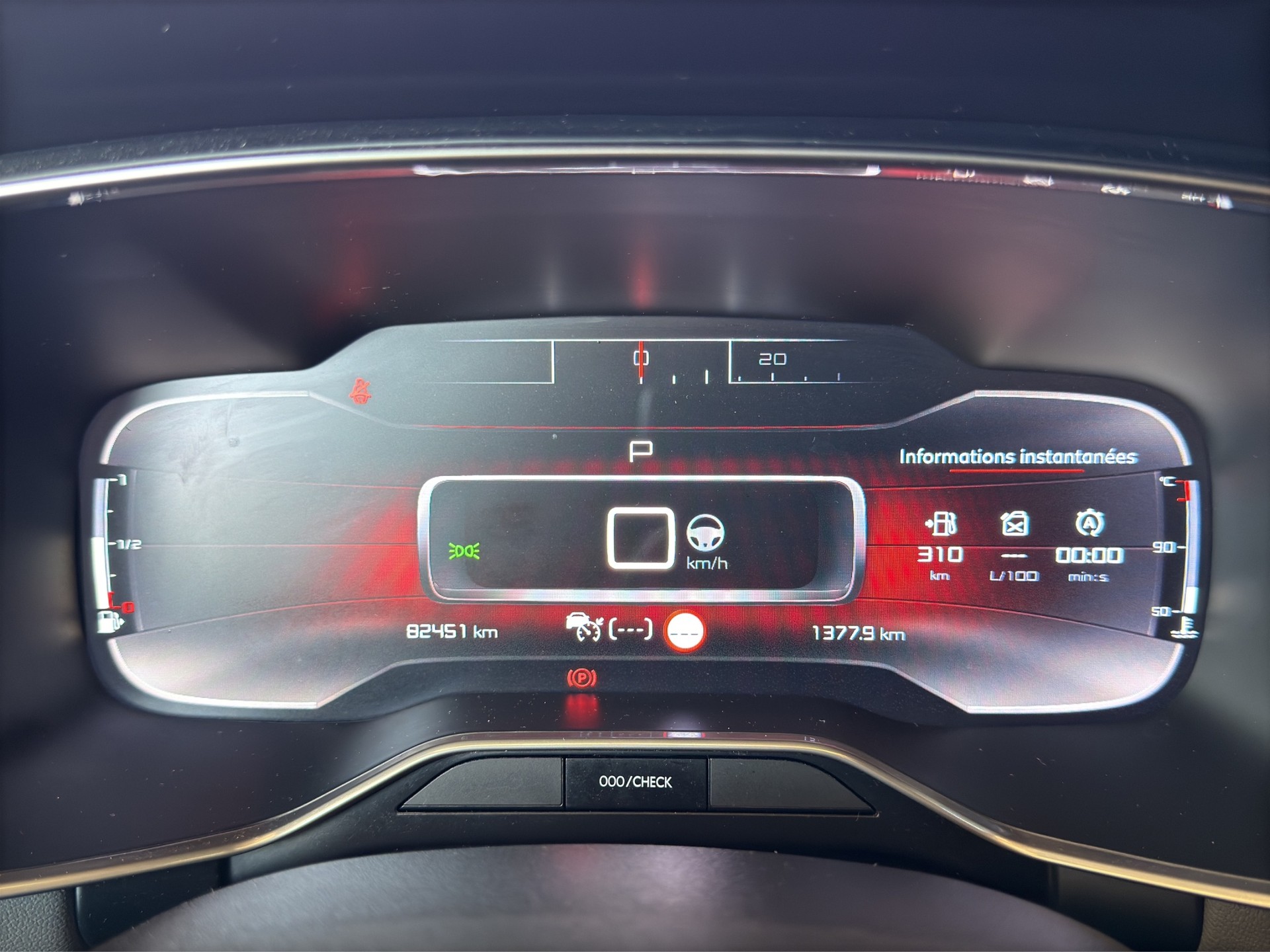 CITROEN C5 Aircross 1.6 Shine-image-7