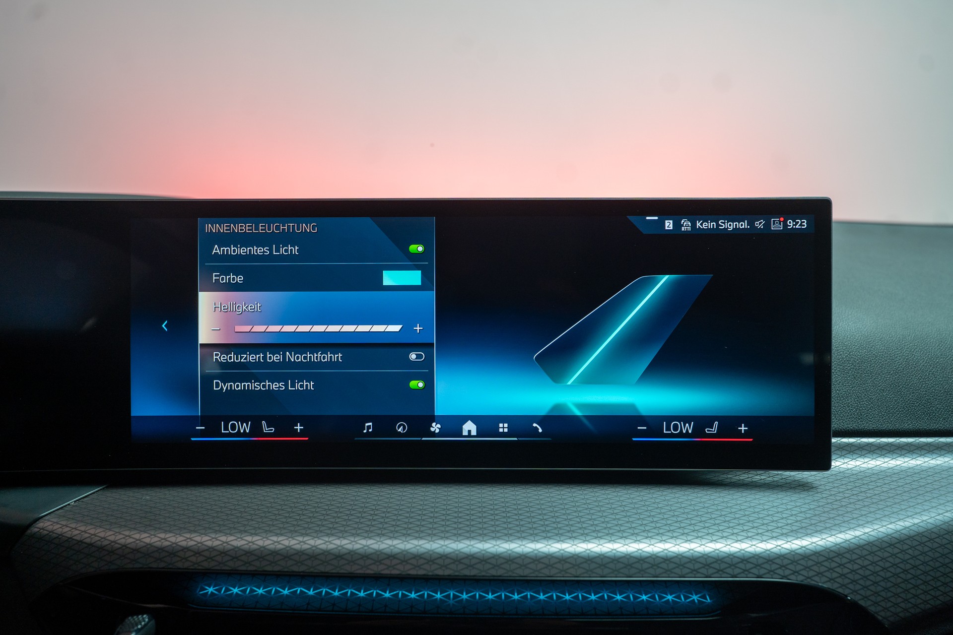 BMW 320i M Sport SAG / 360°Kamera / HeadUp / el.Heckklappe-image-26