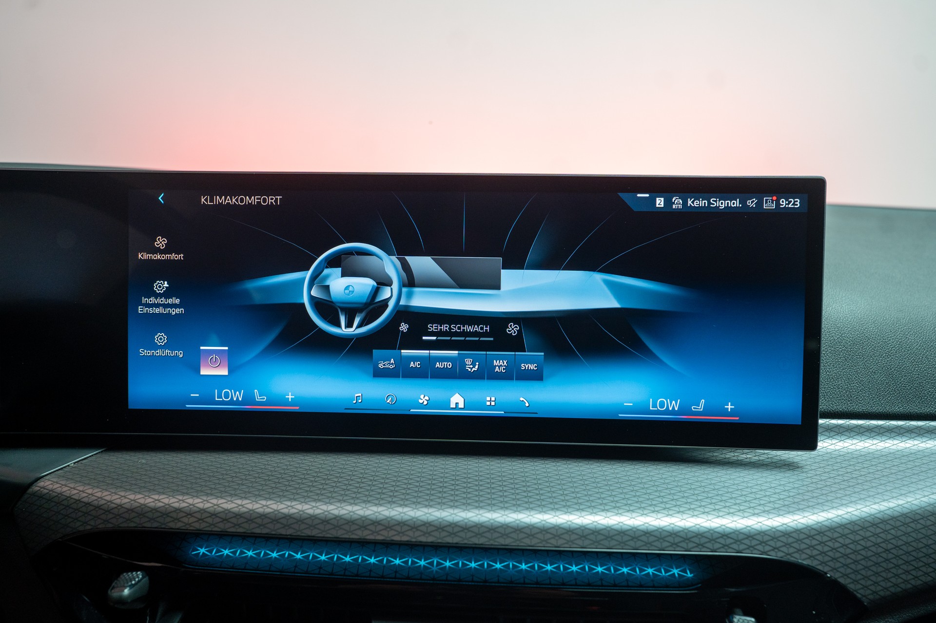 BMW 320i M Sport SAG / 360°Kamera / HeadUp / el.Heckklappe-image-24