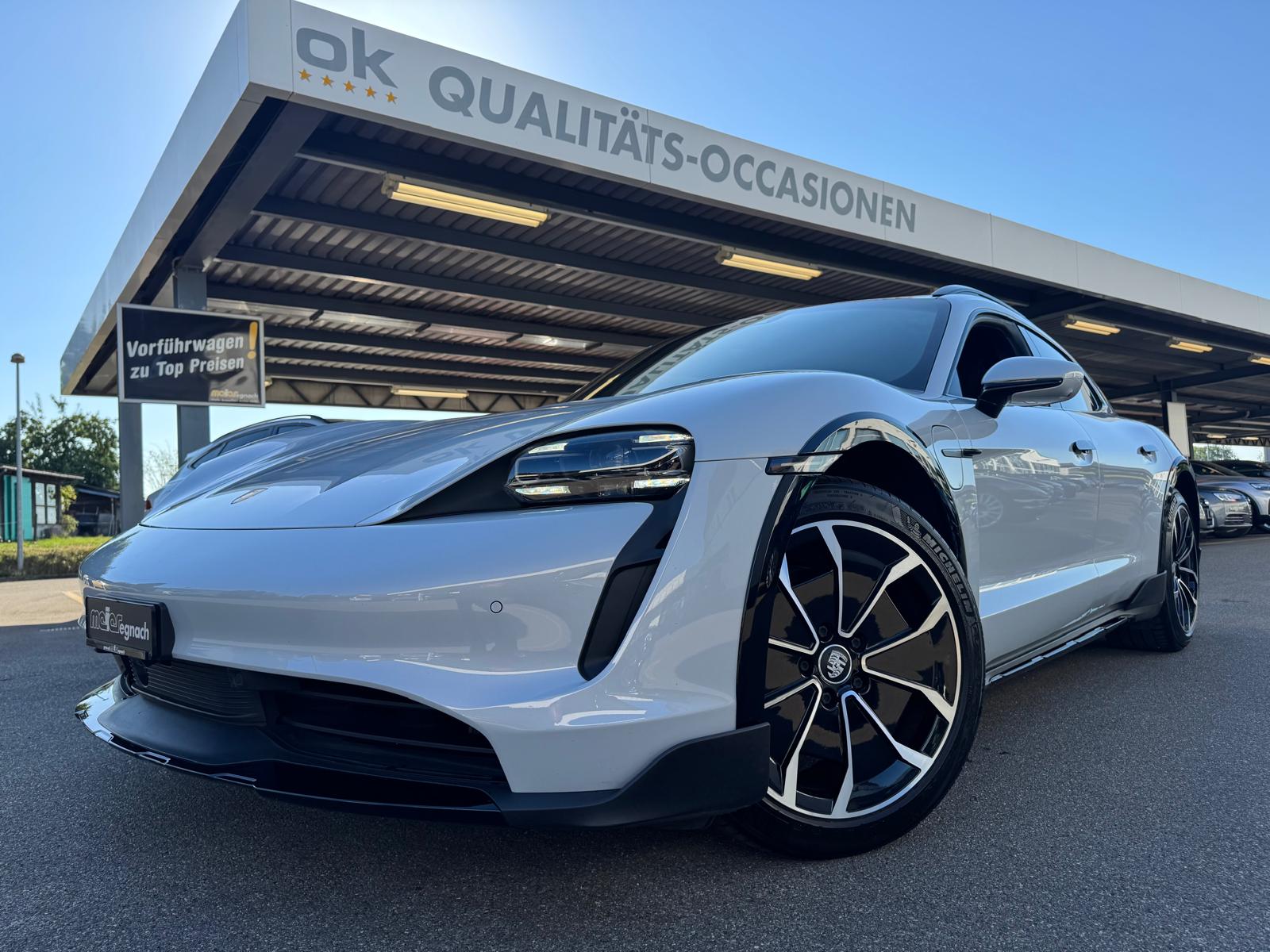 PORSCHE Taycan 4 Cross Turismo-image-0
