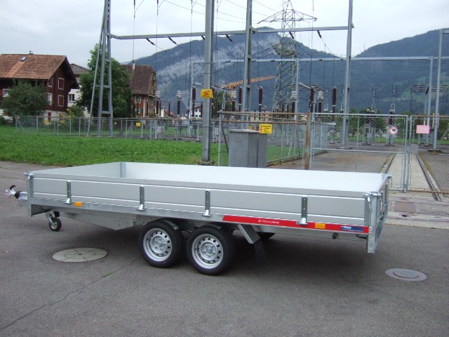 TEMARED Carplatform 4521S 3'500Kg Aluboden und Bordwände-image-4