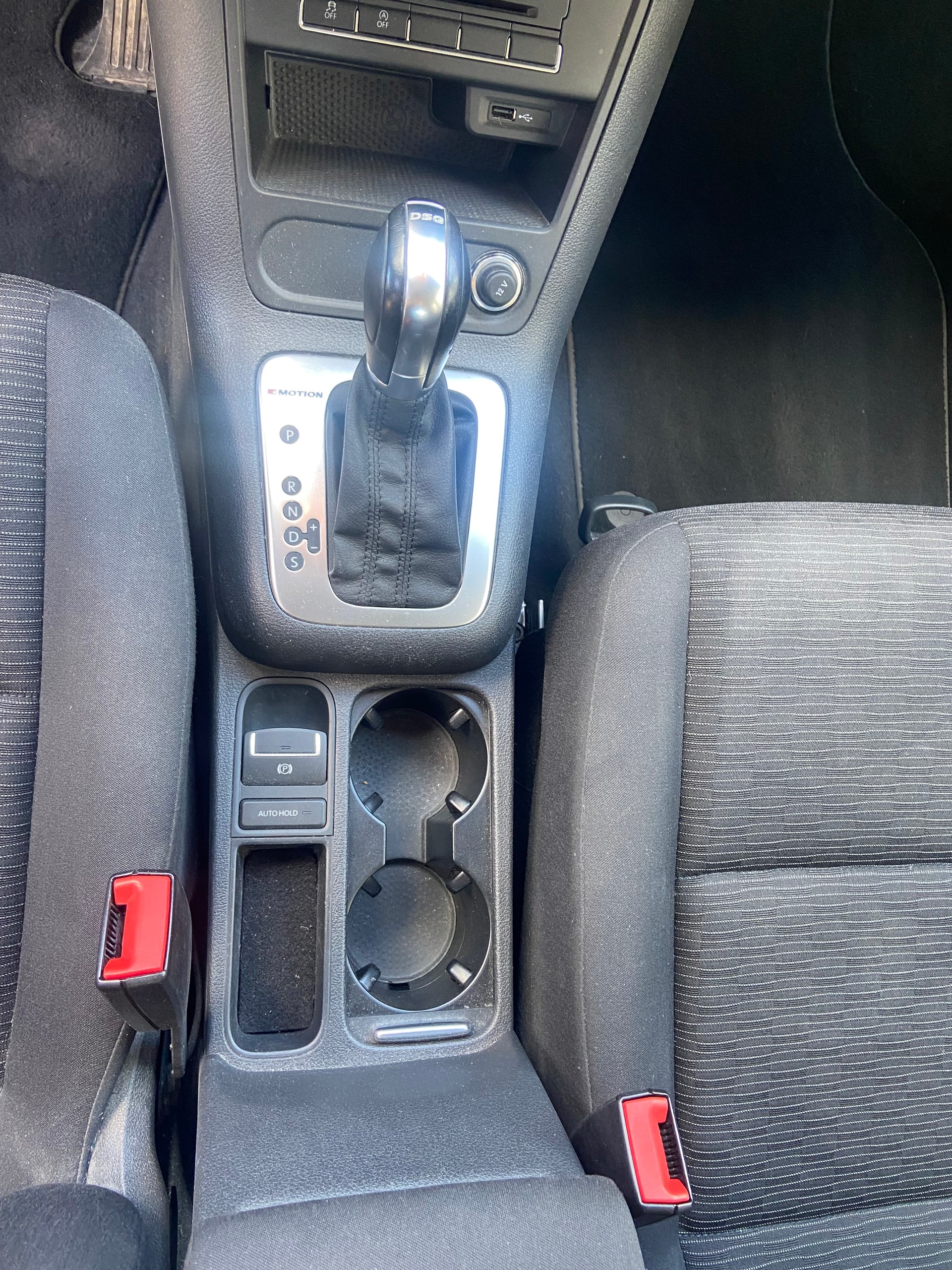 VW Tiguan 2.0 TDI BlueMotion Start 4Motion DSG-image-12