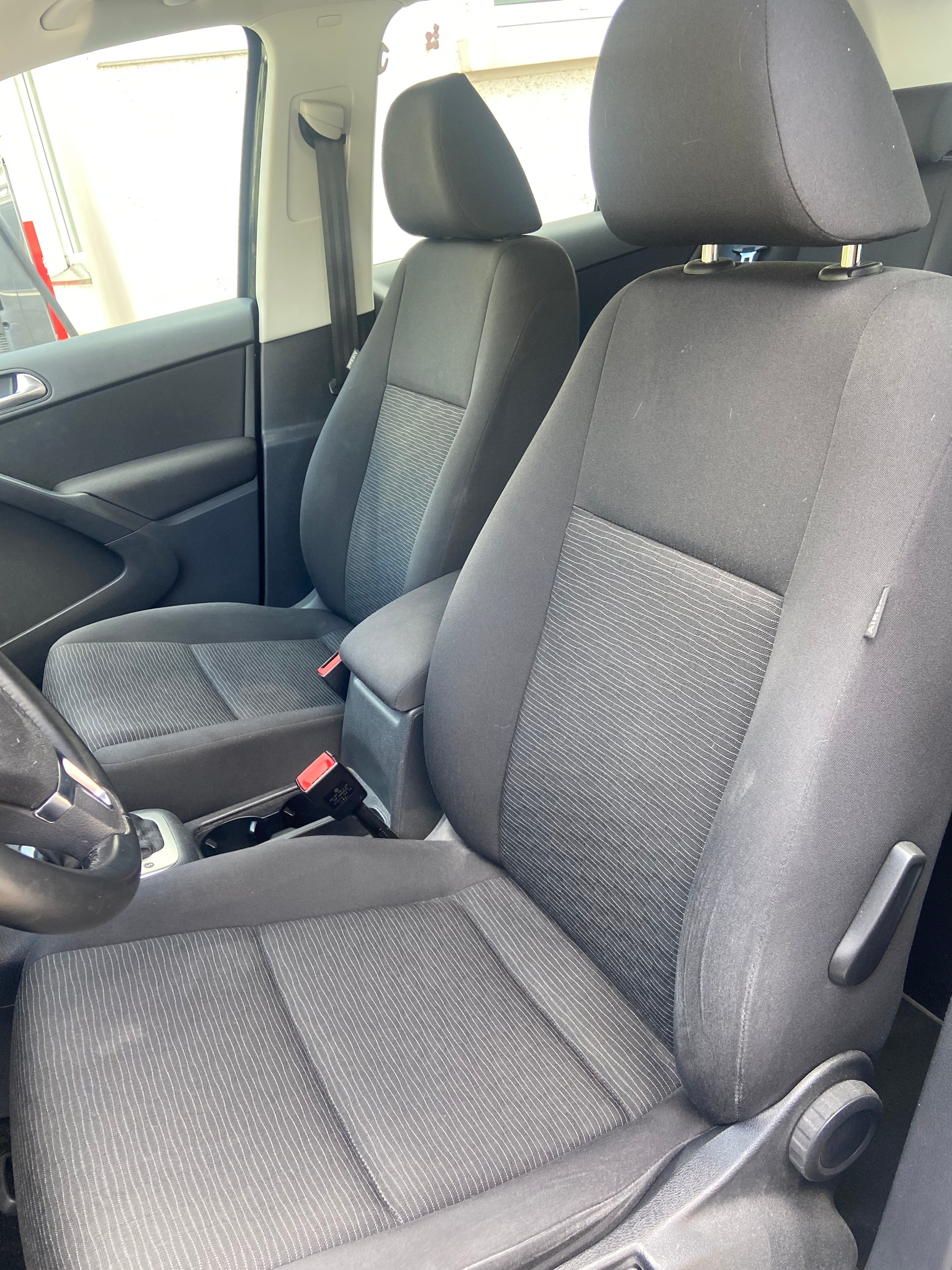 VW Tiguan 2.0 TDI BlueMotion Start 4Motion DSG-image-7