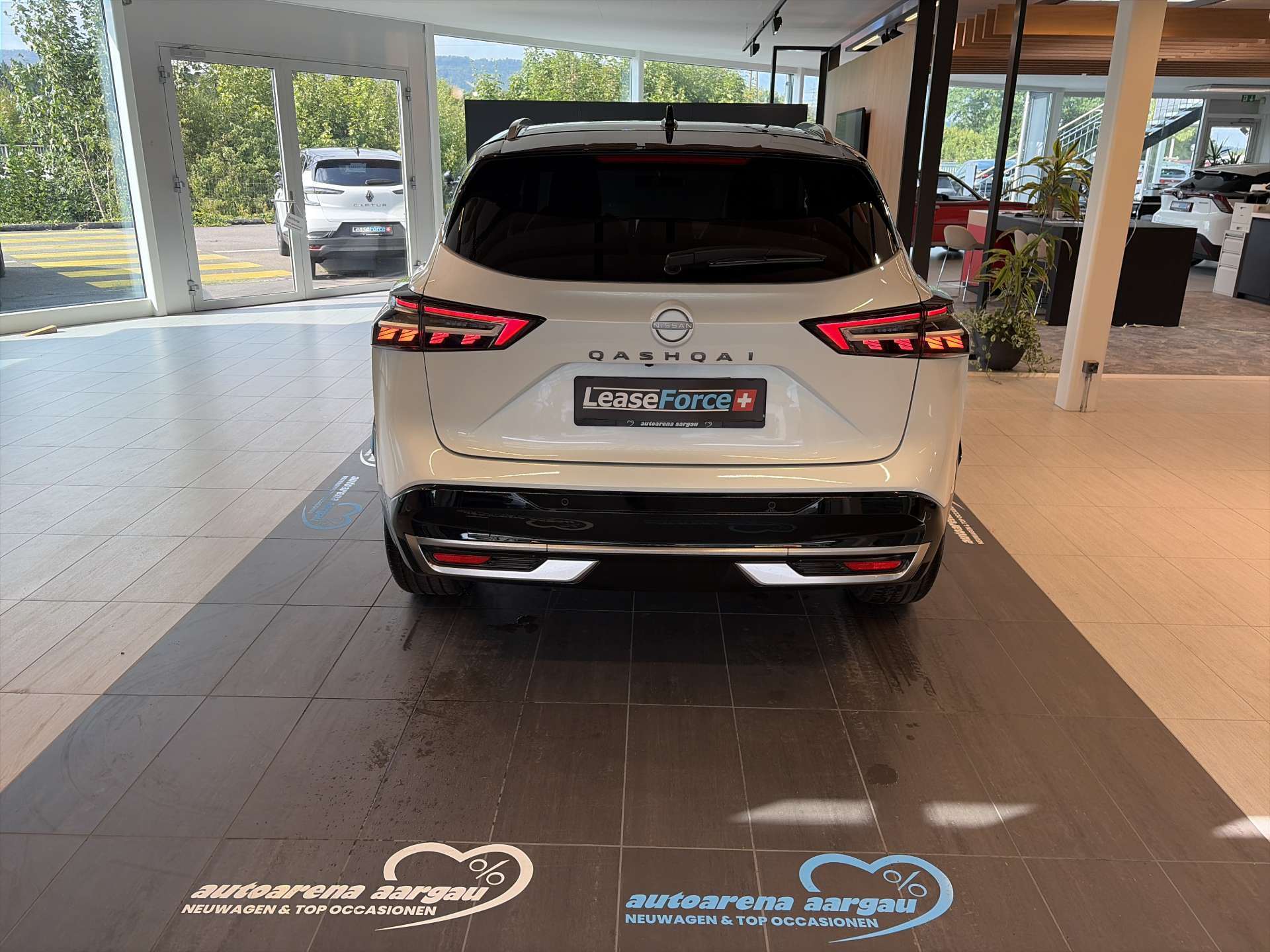 NISSAN Qashqai 1.3 DIG-T MHEV Tekna+ Xtronic-Automat-image-12