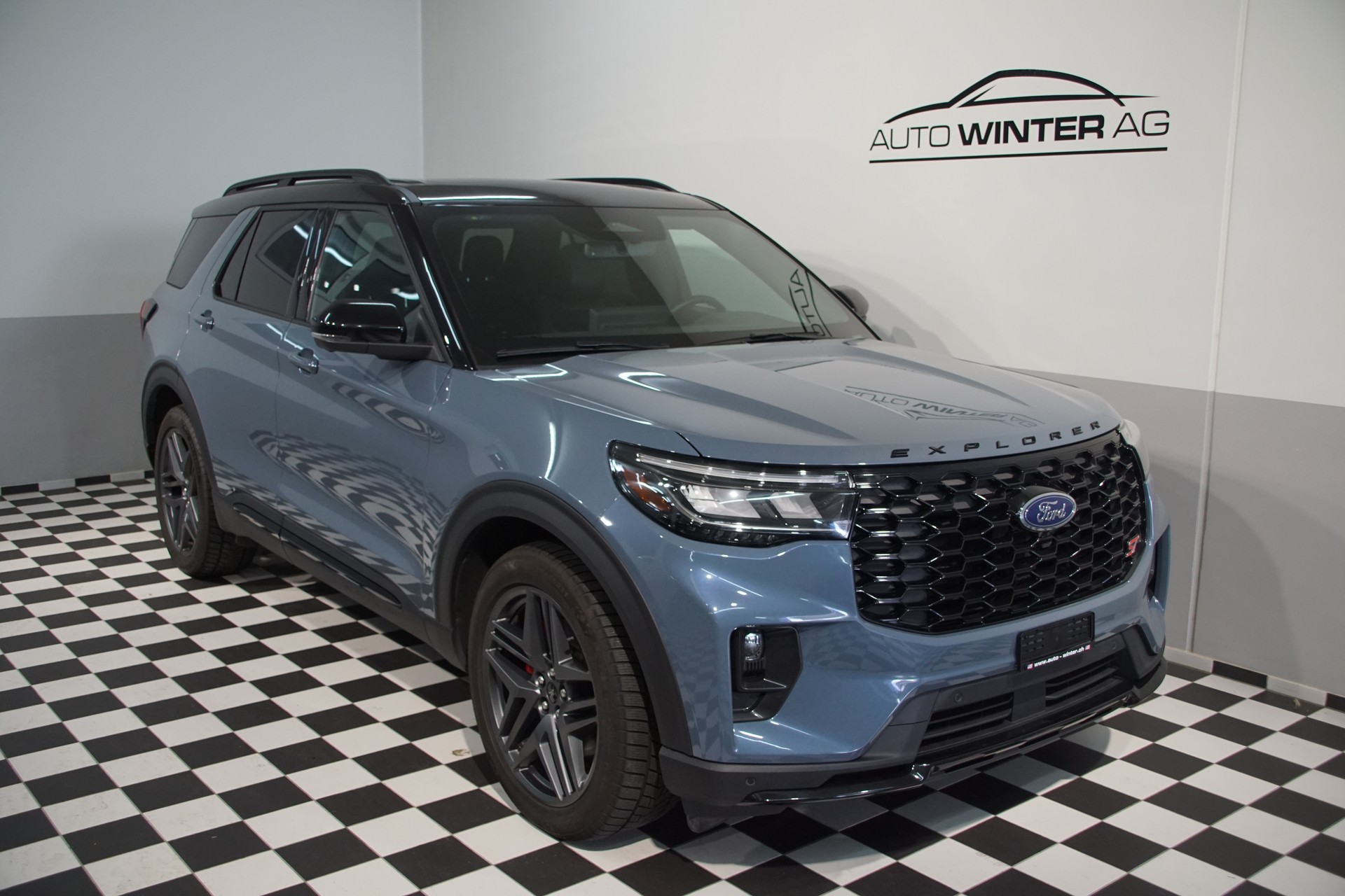 FORD Explorer 3.0 ST 407 PS Benzin 6 Pl.