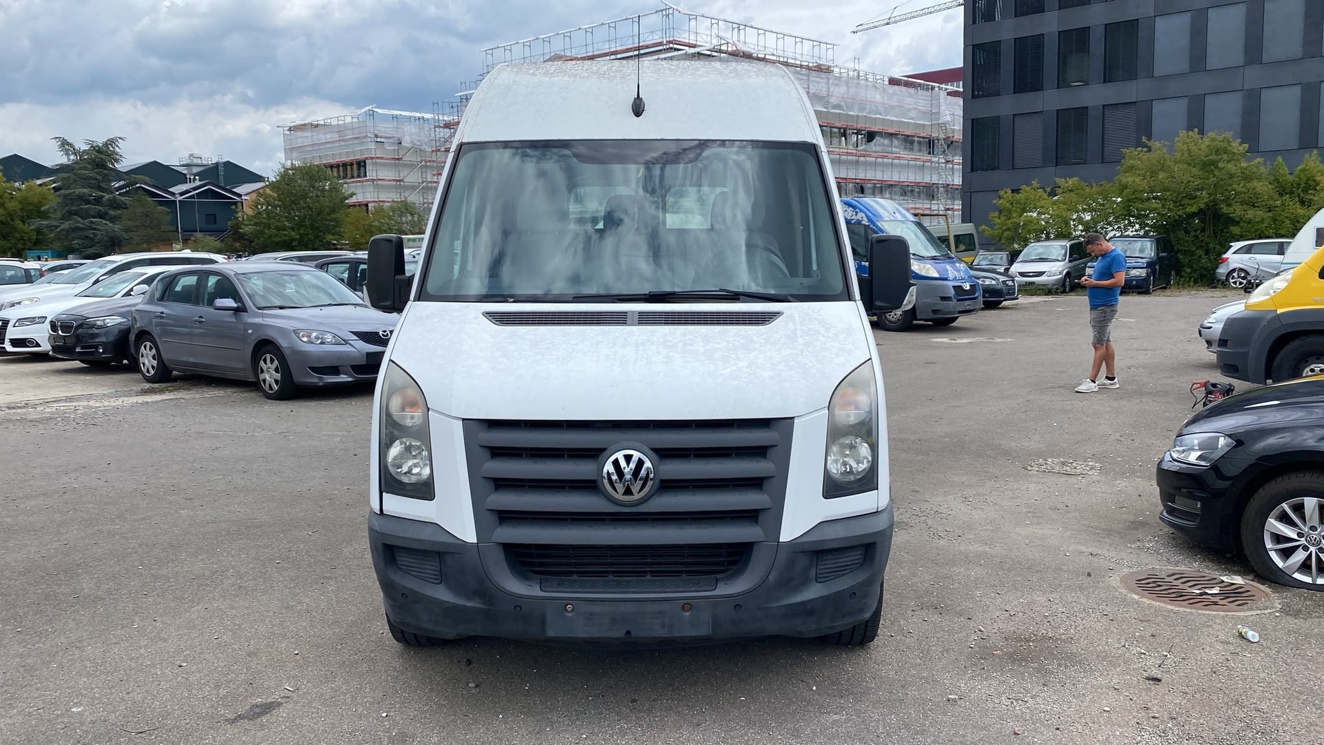 VW Crafter 35 L 2.5 TDI 88 PS-image-0
