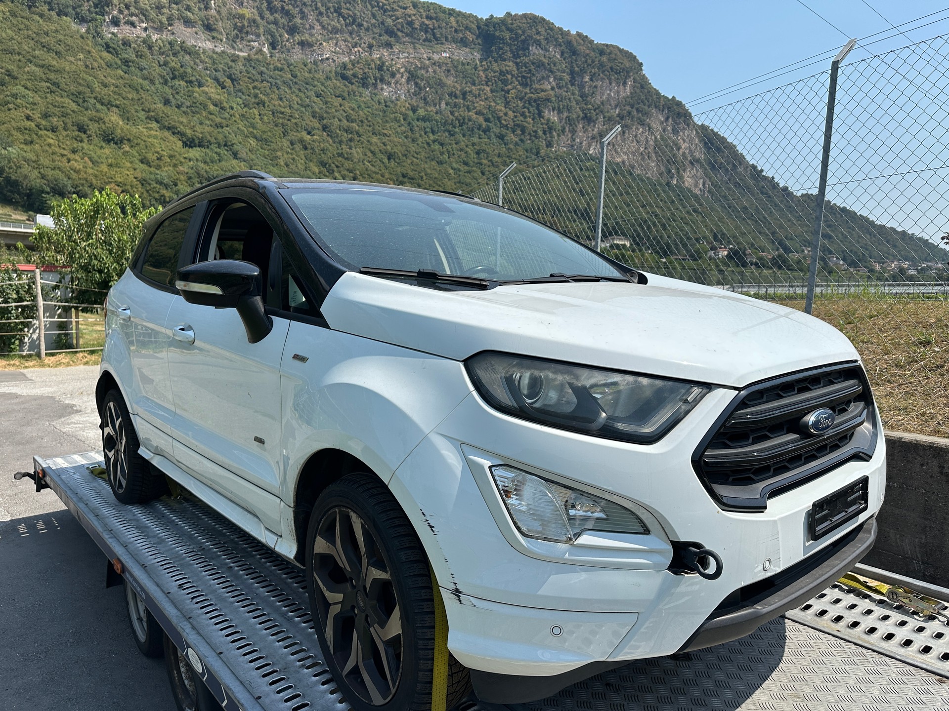 FORD EcoSport 1.5 TDCi ST-Line AWD-image-2