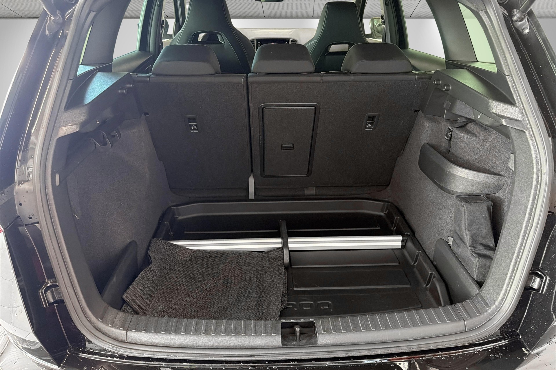 SKODA Karoq 2.0 TSI SportLine 4x4 DSG-image-17
