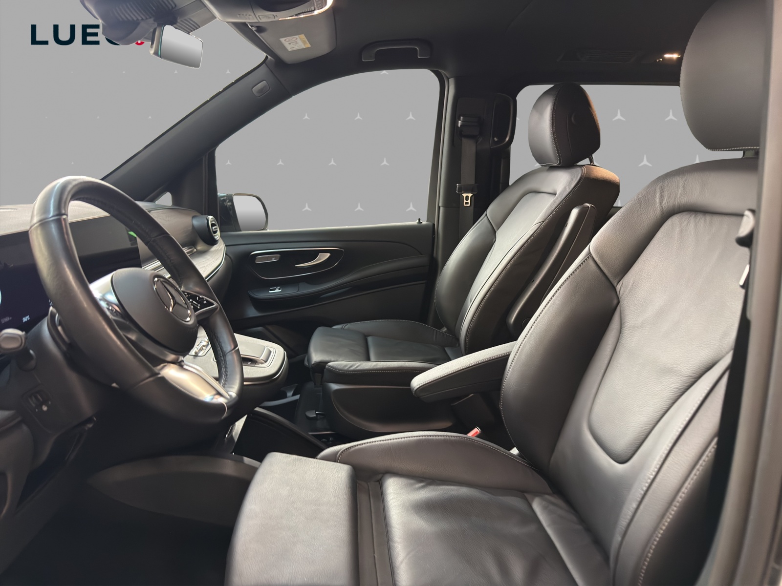 MERCEDES-BENZ V 250 d 4M - Lang / 4x4 / DISTRONIC / 360 Grad Kamera / AHK / 7 Sitze-image-7