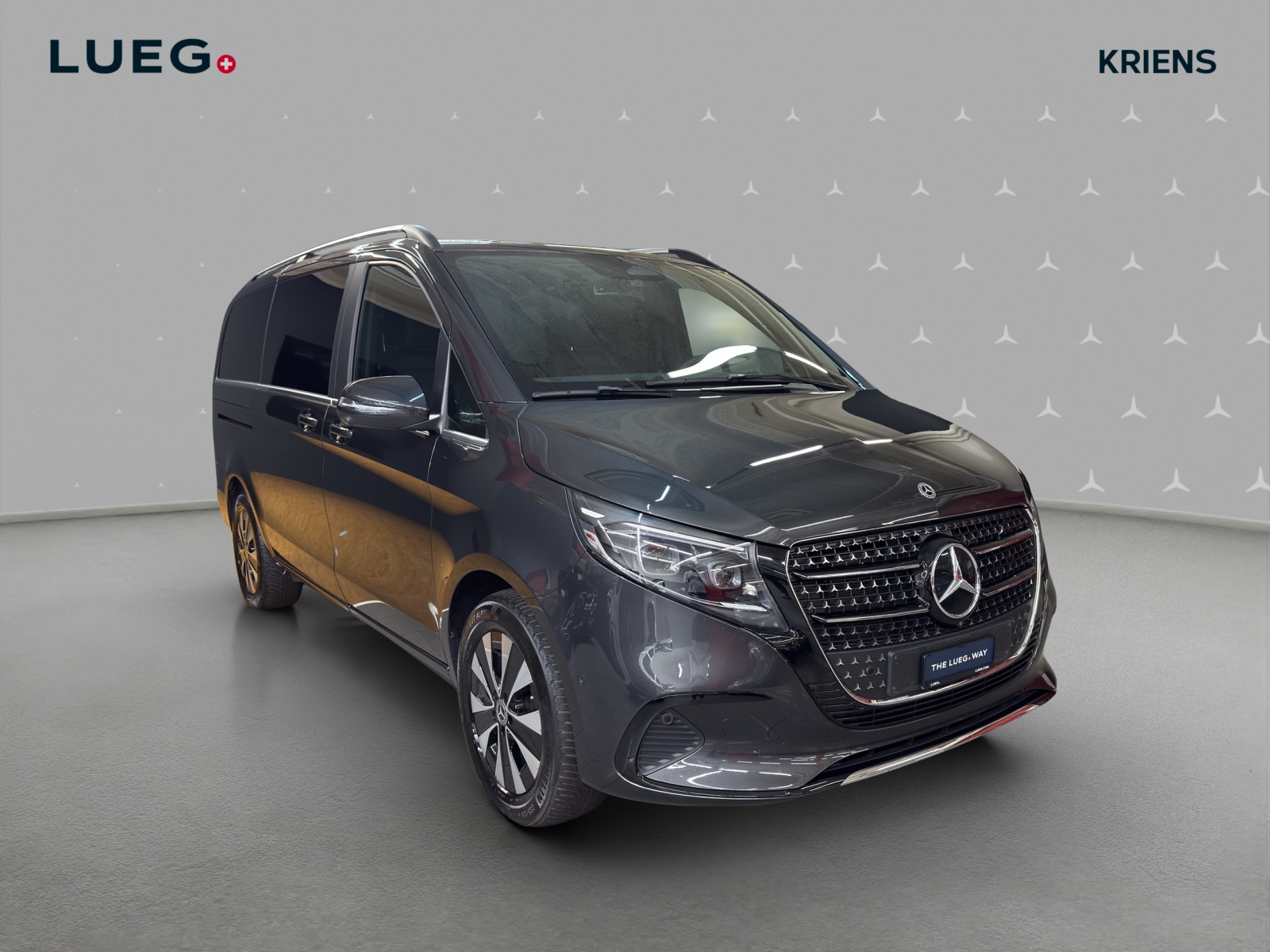 MERCEDES-BENZ V 250 d 4M - Lang / 4x4 / DISTRONIC / 360 Grad Kamera / AHK / 7 Sitze-image-4