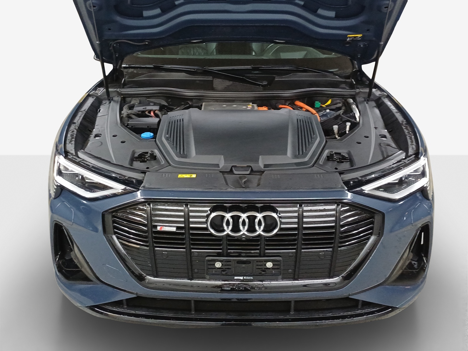 AUDI e-tron 55 Sportback S Line quattro-image-15