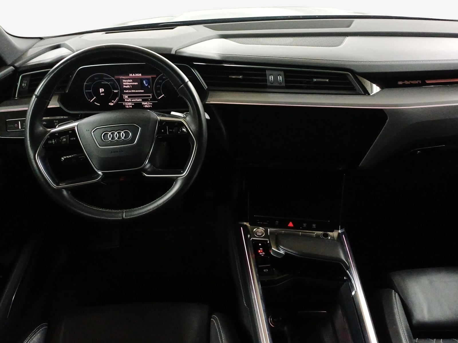 AUDI e-tron 55 Sportback S Line quattro-image-9