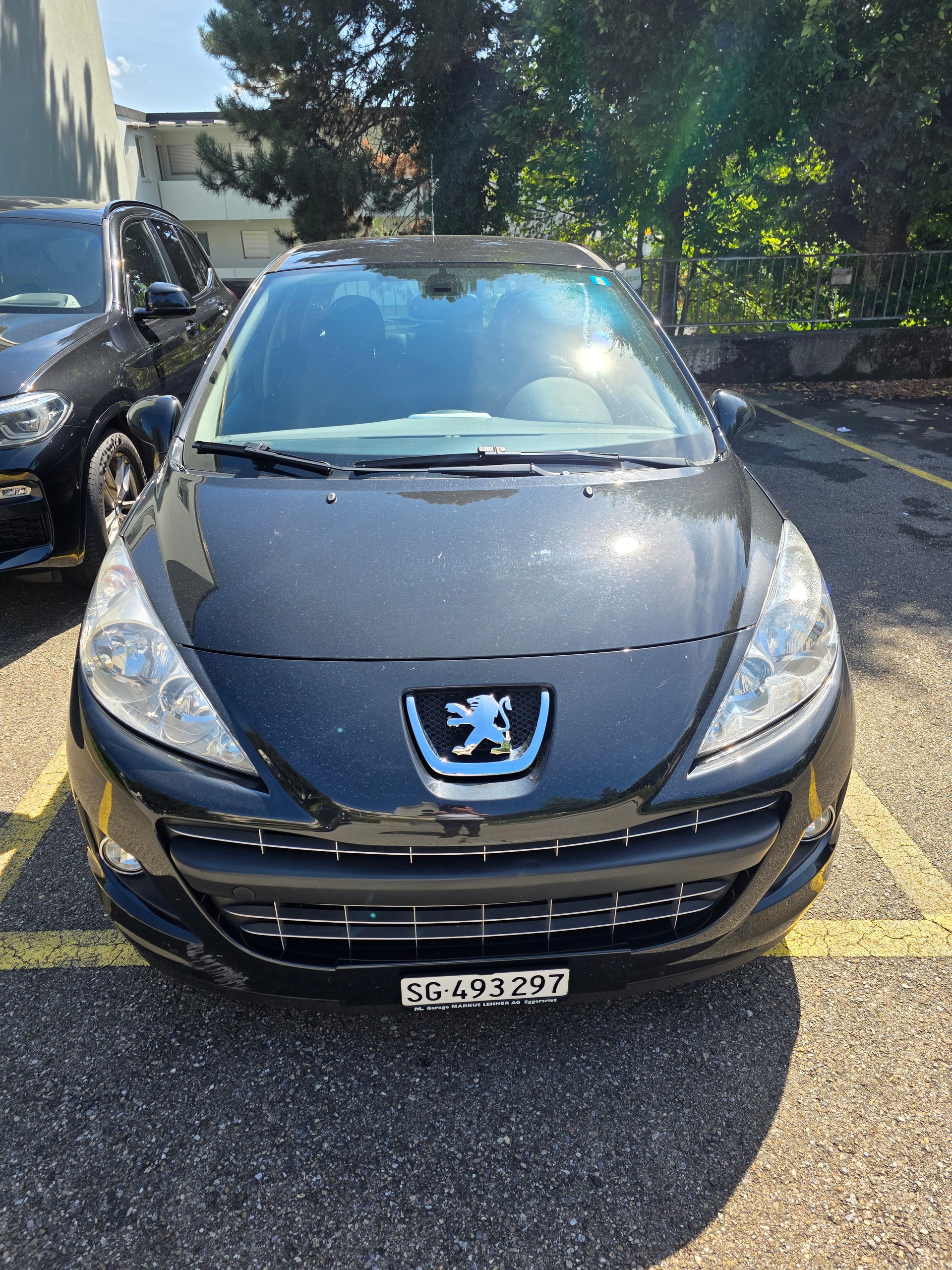 PEUGEOT 207 1.4 16V Swiss Edition-image-1