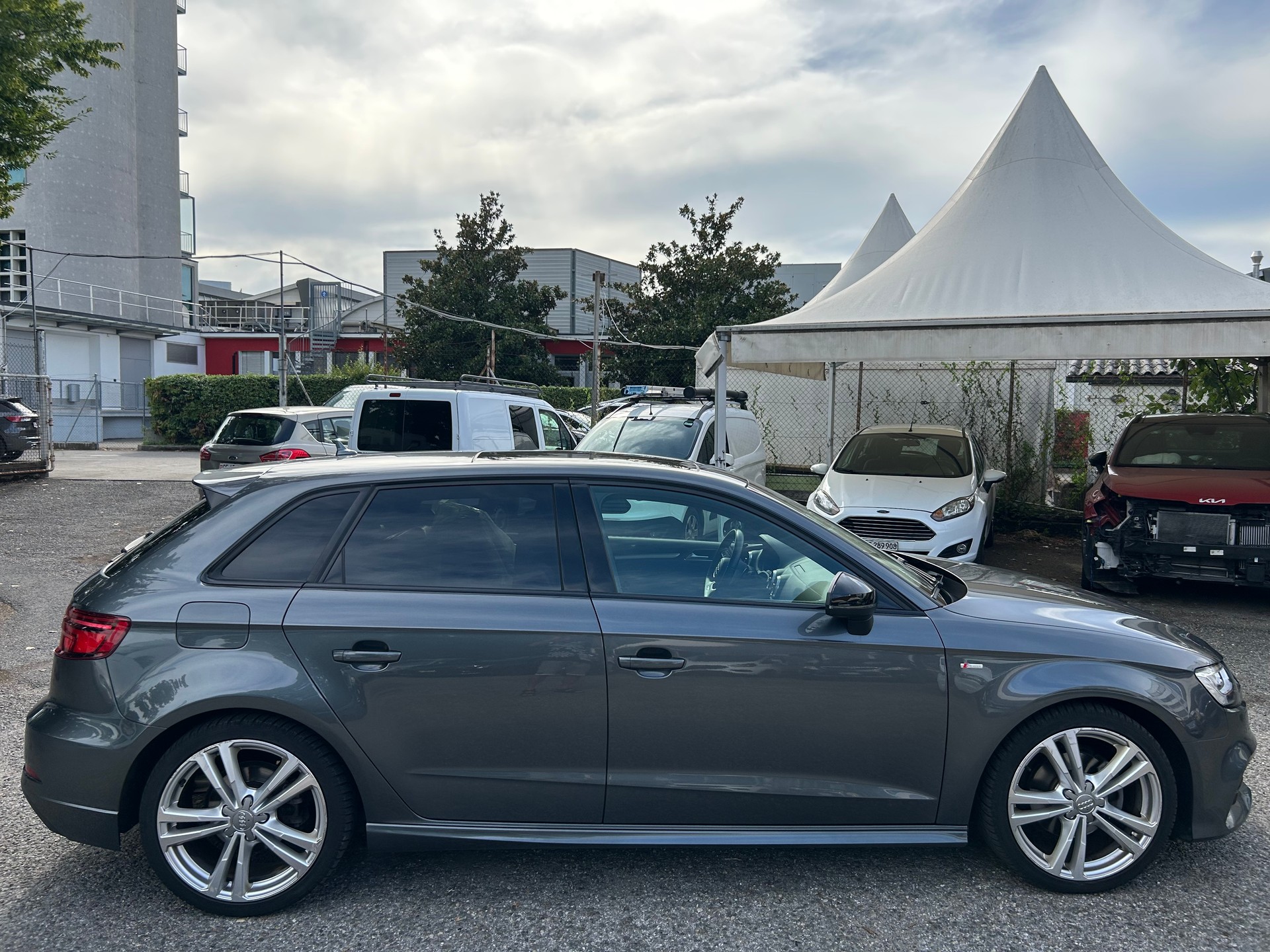 AUDI A3 Sportback 1.5 TFSI S-tronic Sport-image-7