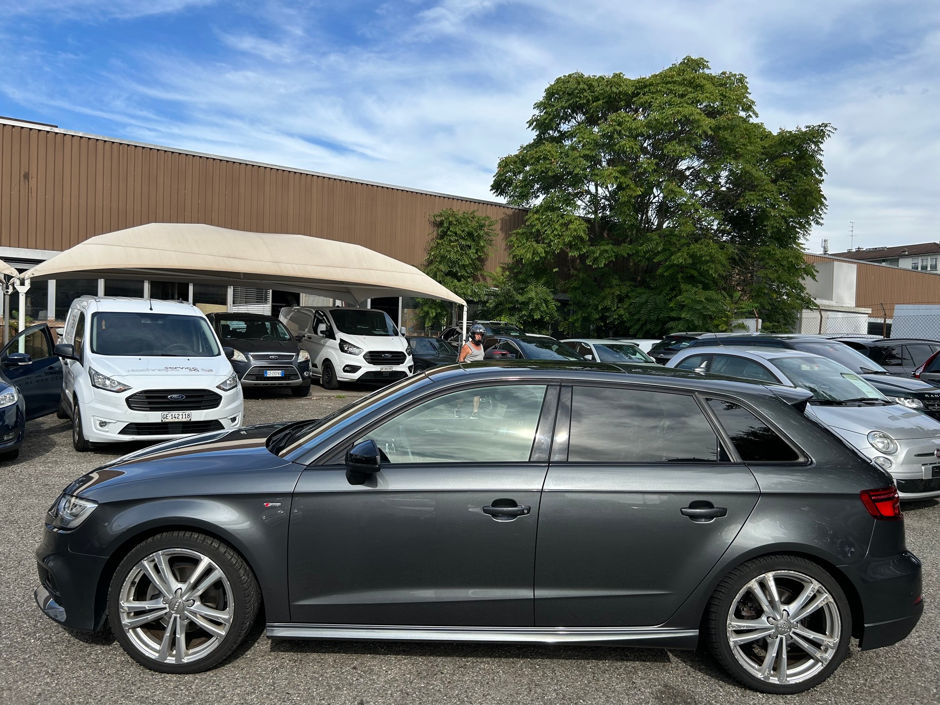 AUDI A3 Sportback 1.5 TFSI S-tronic Sport-image-3