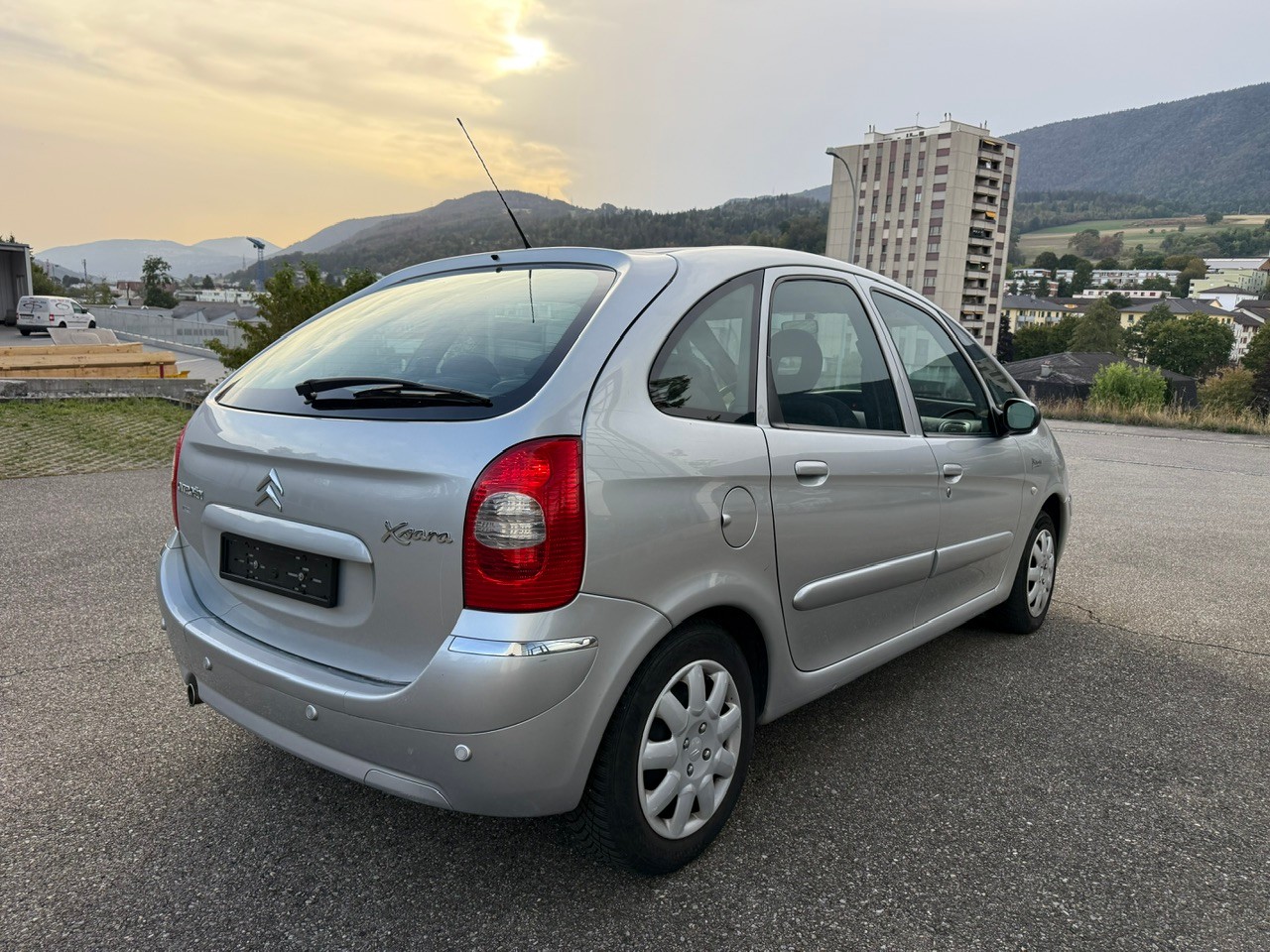 CITROEN Xsara Picasso 2.0i 16V SX Automatic-image-6