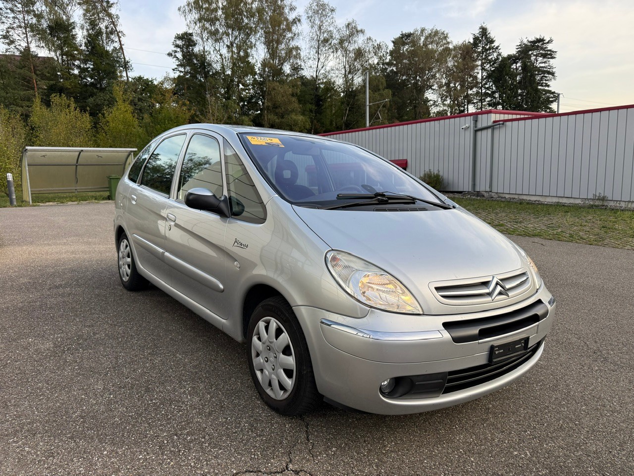 CITROEN Xsara Picasso 2.0i 16V SX Automatic-image-1