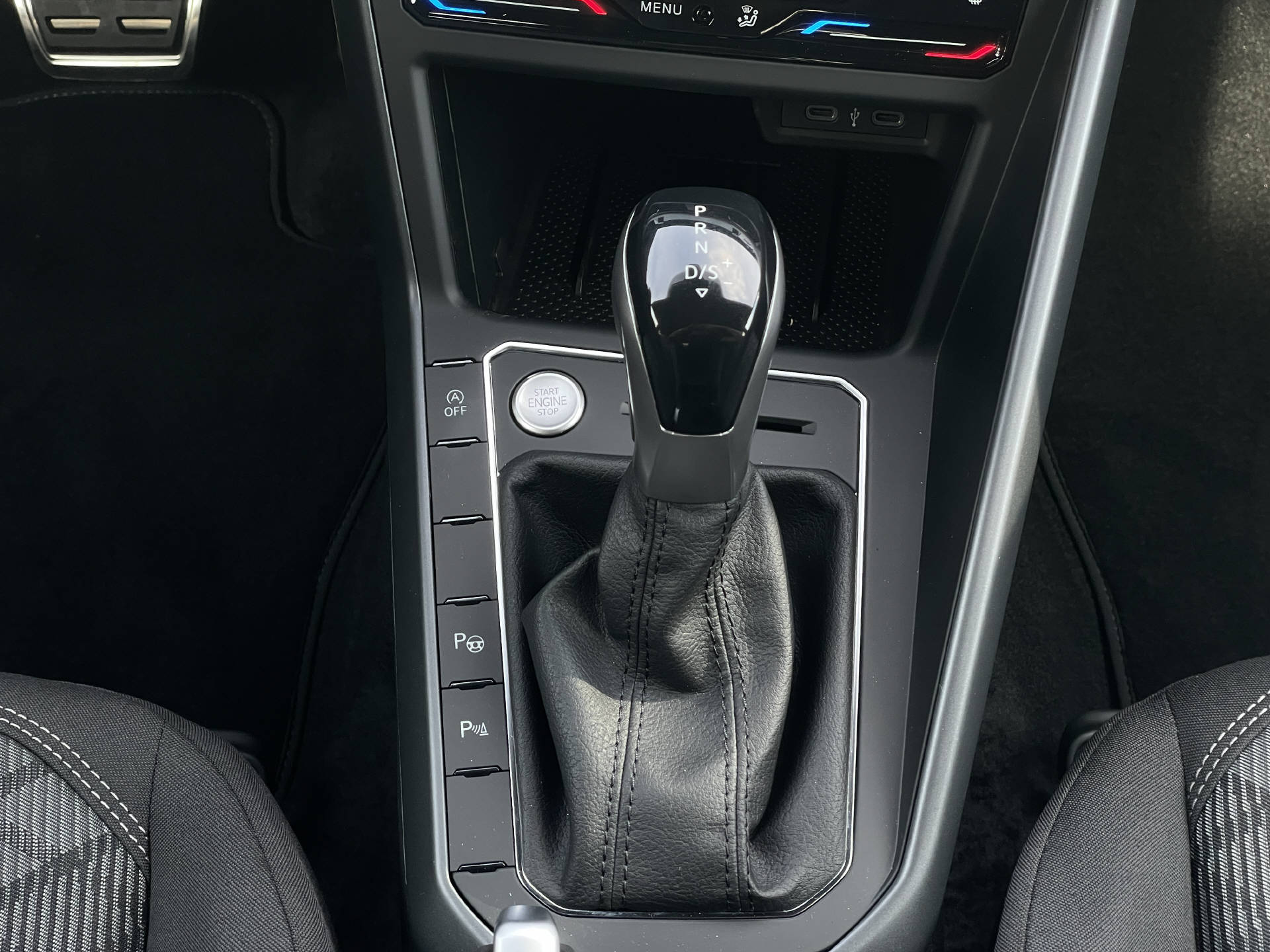 VW Polo 1.0 TSI R-Line DSG-image-17