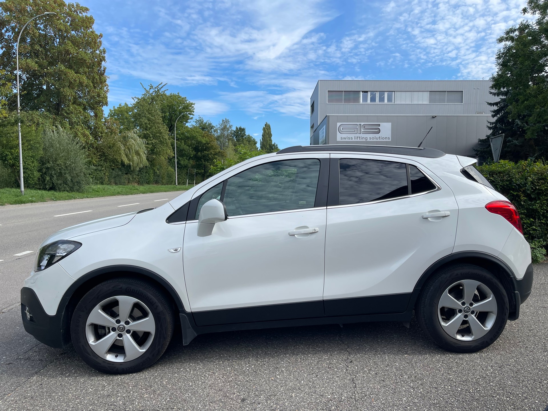 OPEL Mokka 1.6 CDTi Color Edition 4WD-image-1