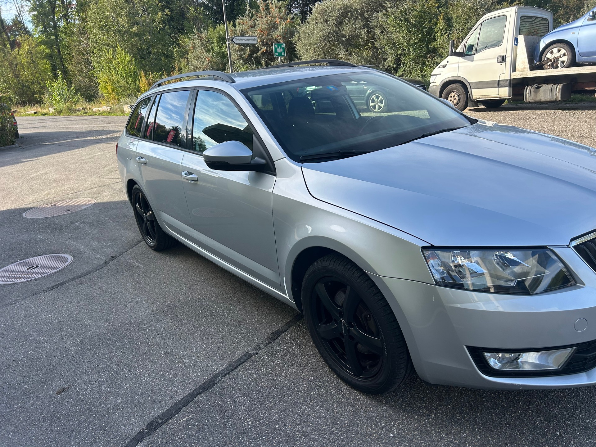 SKODA Octavia Combi 2.0 TDI Swiss Edition 4x4 DSG-image-2