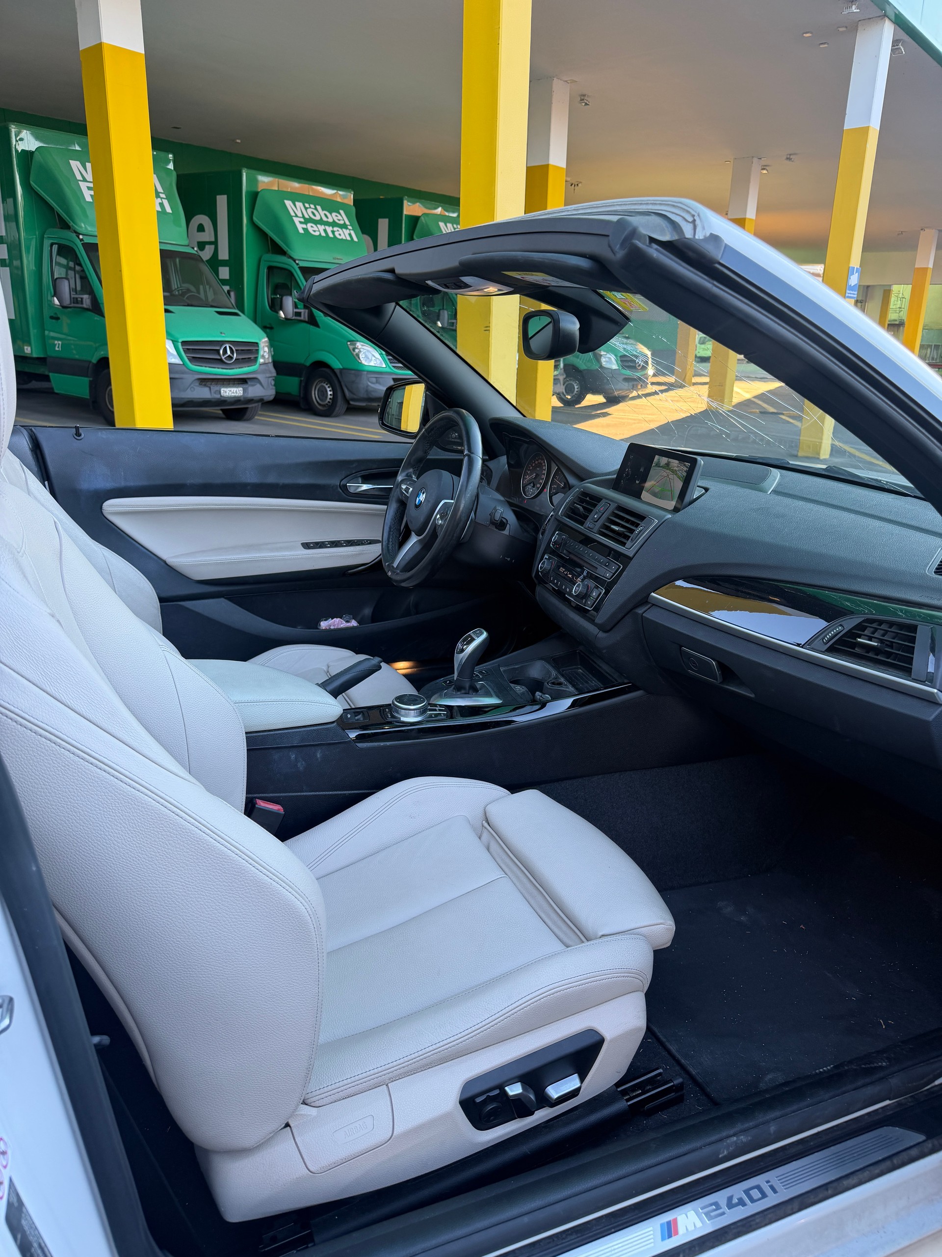 BMW M240i xDrive Steptronic-image-15