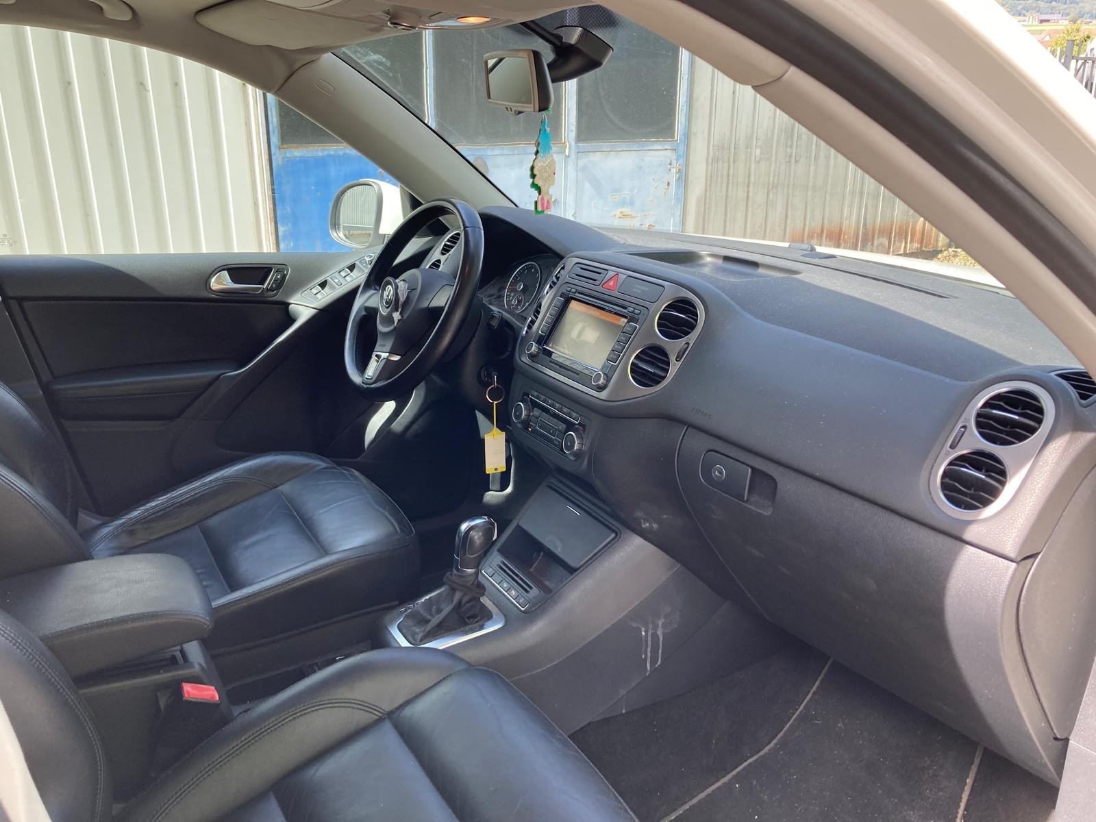 VW Tiguan 2.0 TSI Team DSG-image-5