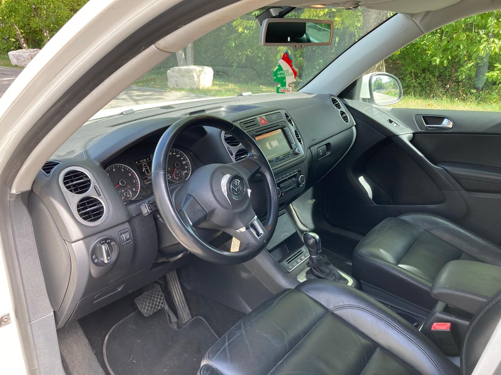 VW Tiguan 2.0 TSI Team DSG-image-7
