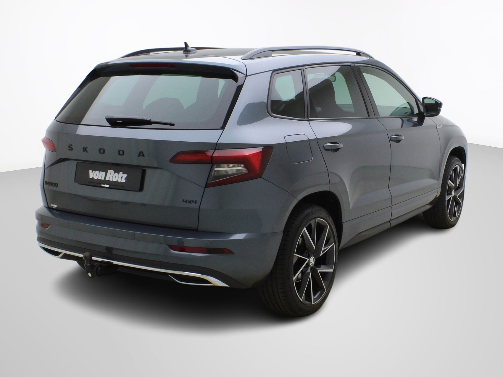 SKODA Karoq 2.0 TDI DSG Sport Line 4x4-image-4