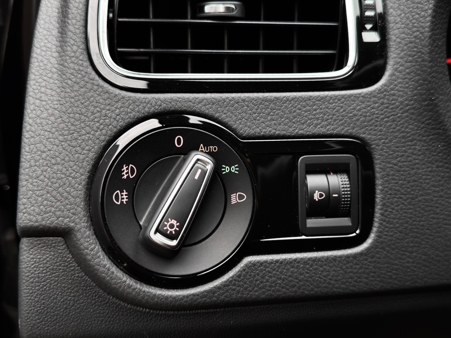 VW Polo 1.0 TSI BMT Sound-image-17