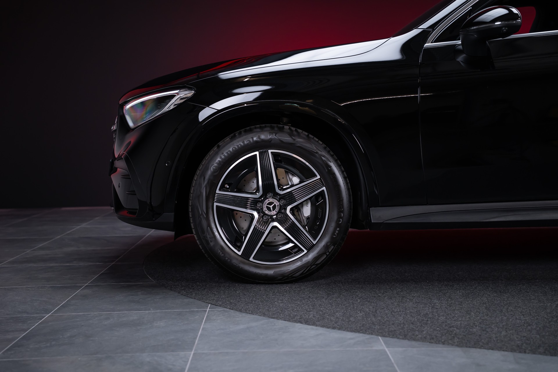 MERCEDES-BENZ GLC 300 AMG Line 4matic Coupé / Panorama-Glasdach / Burmester / 360°Kamera-image-14