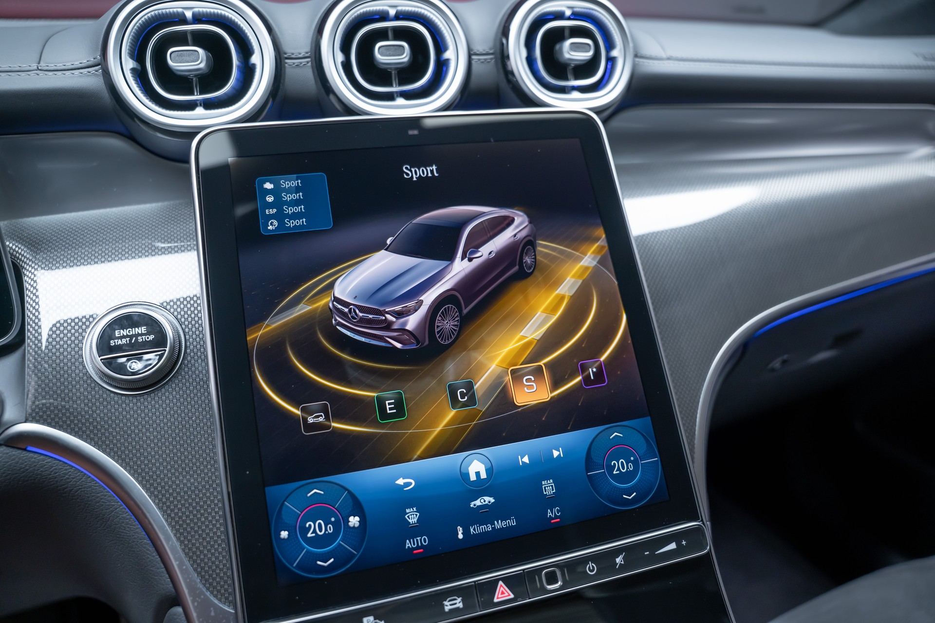MERCEDES-BENZ GLC 300 AMG Line 4matic Coupé / Panorama-Glasdach / Burmester / 360°Kamera-image-39