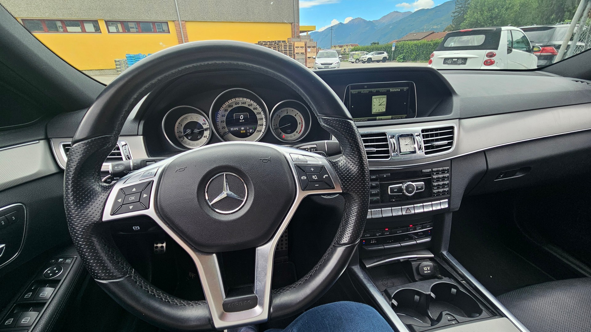 MERCEDES-BENZ E 350 BlueTEC Avantgarde 4Matic 7G-Tronic-image-5