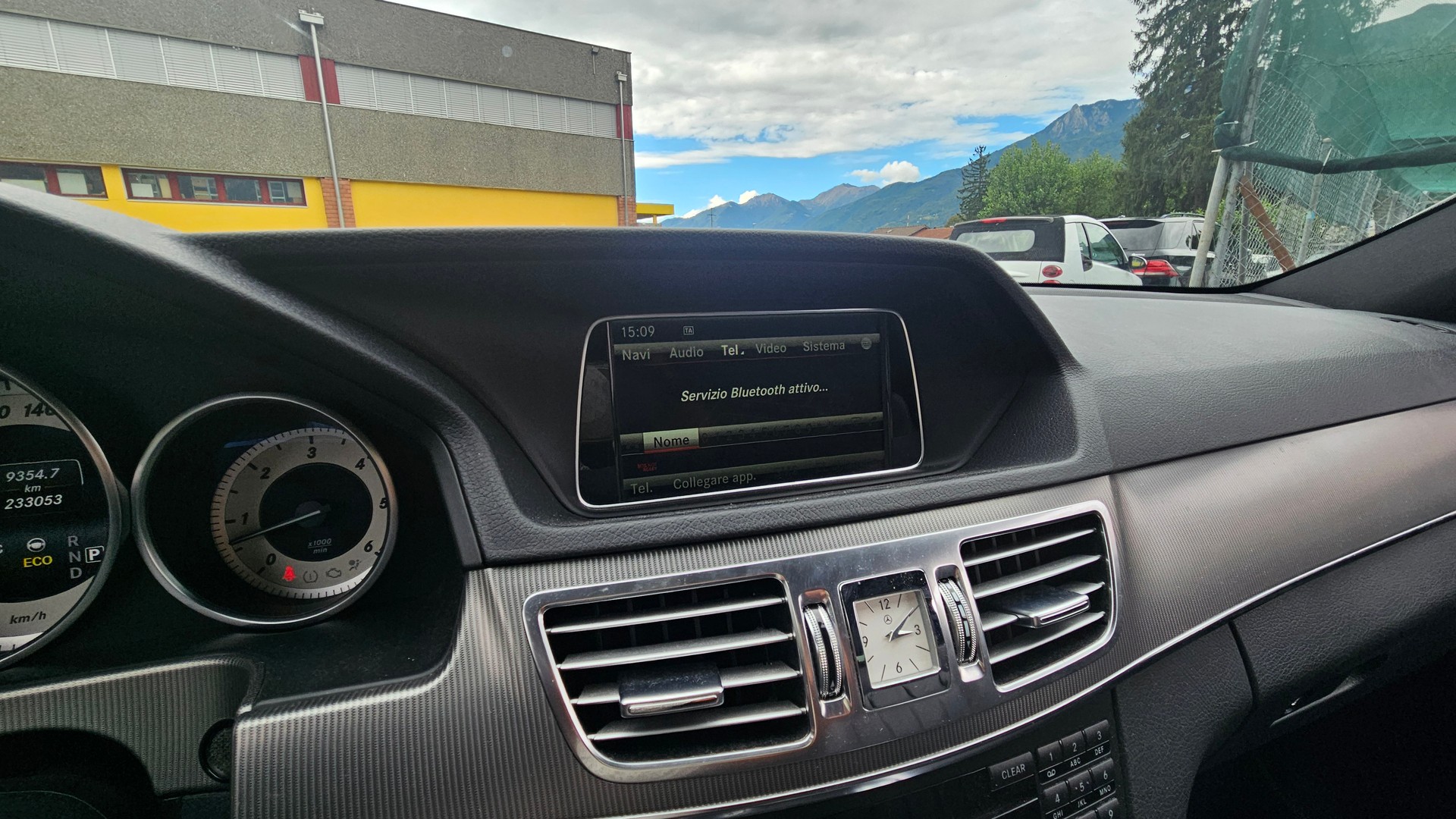 MERCEDES-BENZ E 350 BlueTEC Avantgarde 4Matic 7G-Tronic-image-8