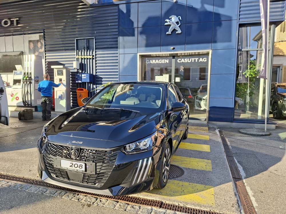 PEUGEOT 208 1.2 Hybrid Business-image-0