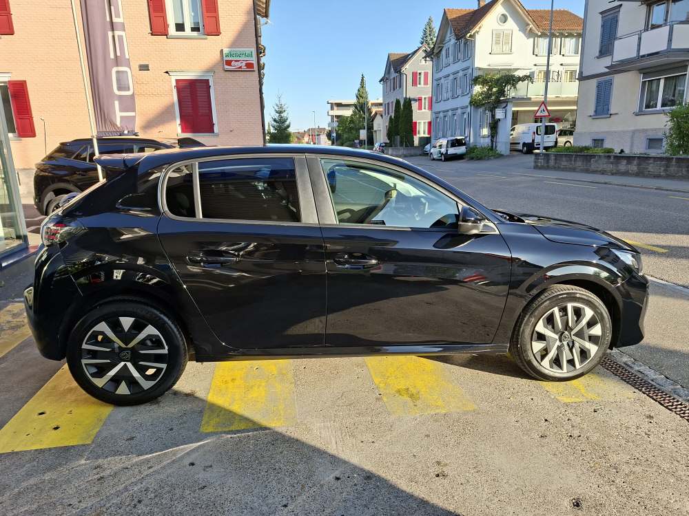 PEUGEOT 208 1.2 Hybrid Business-image-5