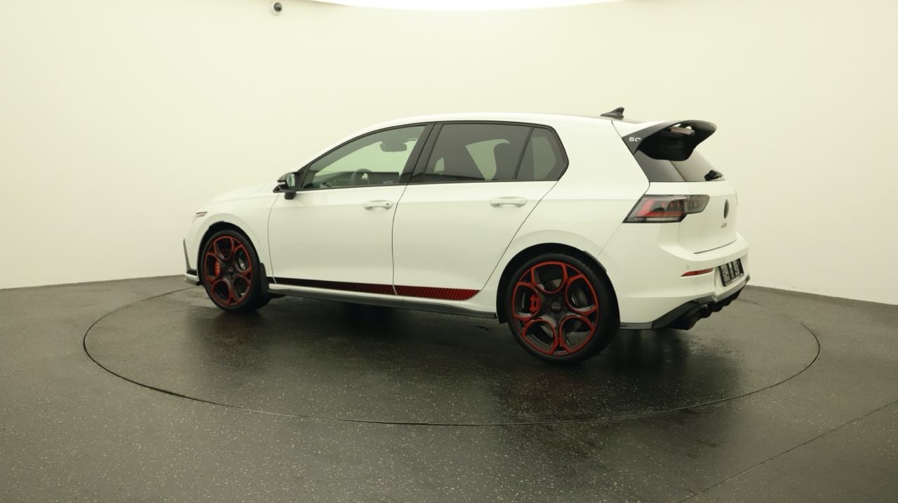 VW Golf 2.0 TSI GTI Edition 50 DSG-image-2