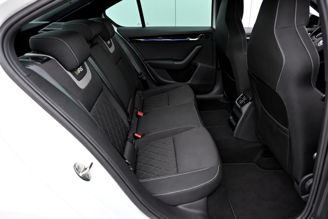 SKODA Octavia 2.0 TDI RS-image-7
