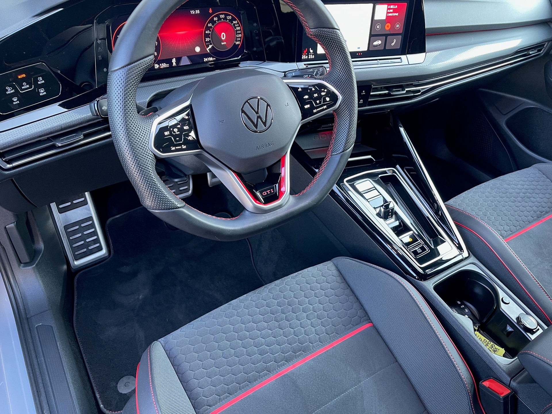 VW Golf 2.0 TSI GTI Clubsport DSG-image-13