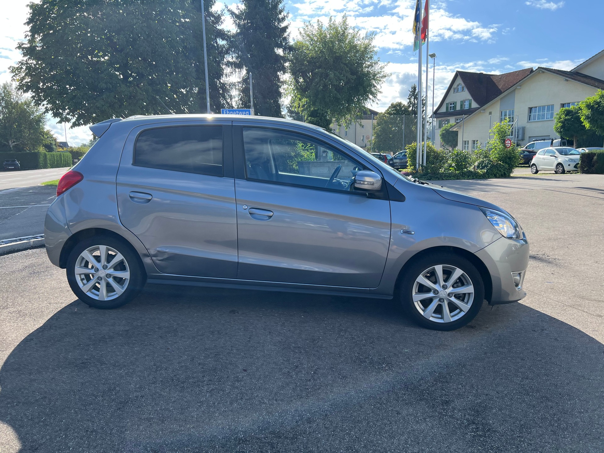 MITSUBISHI Space Star 1.2 Navigator Color Celebration CVT-image-6